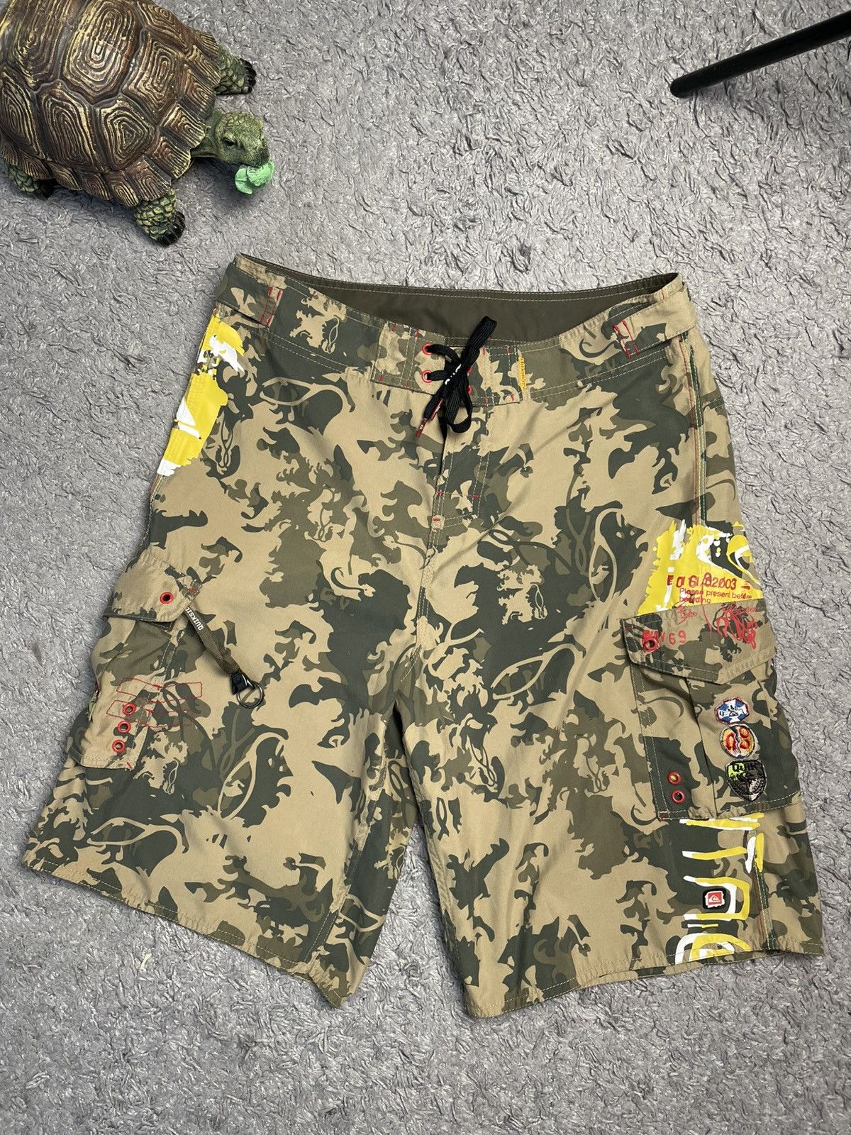 Quiksilver Quicksilver Men’s Surf Short Size 32 Size US 32 / EU 48 - 1 Thumbnail