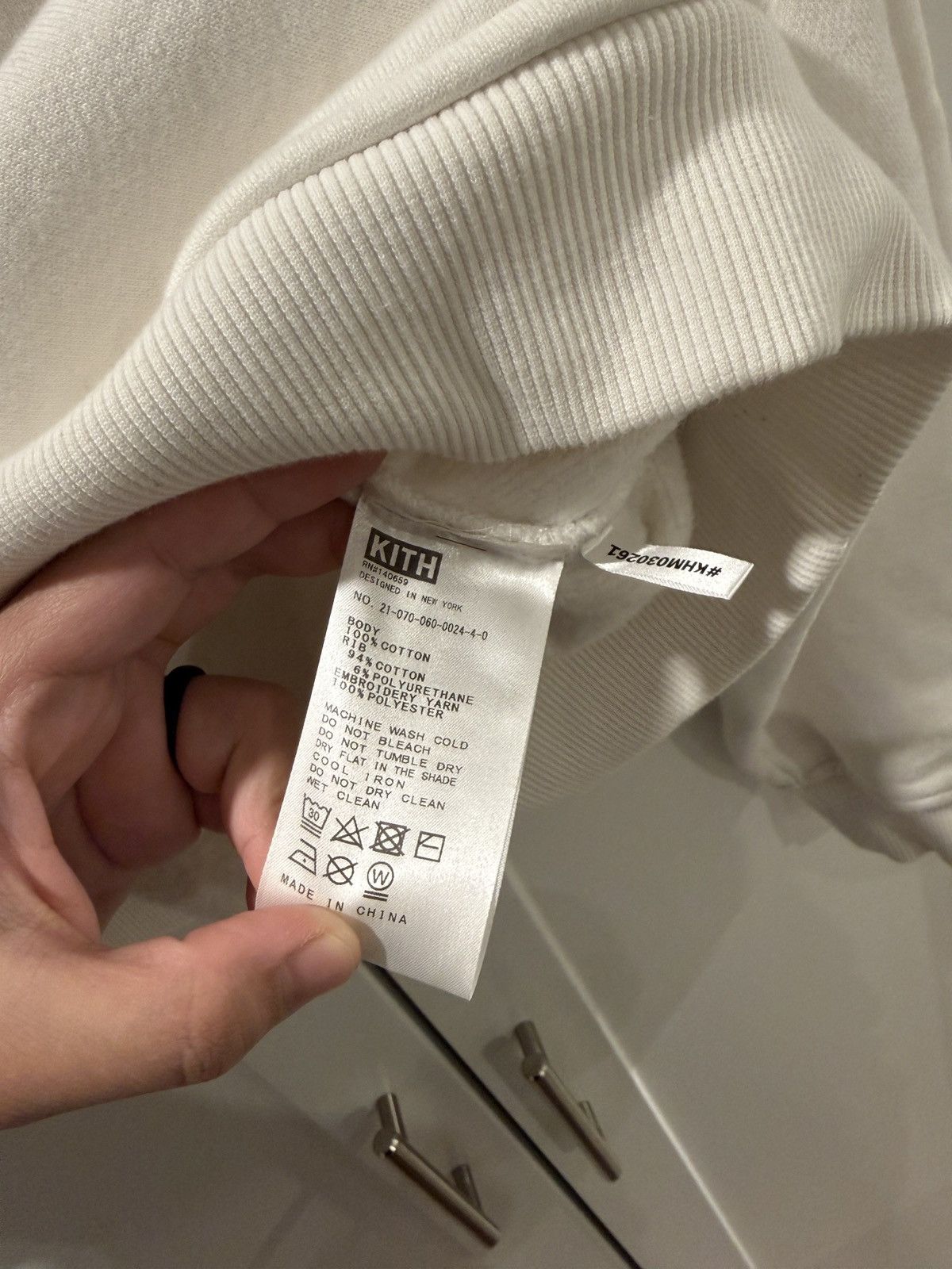 Kith KITH HEBREW SCRIPT WHITE HOODIE Size US L / EU 52-54 / 3 - 4 Thumbnail