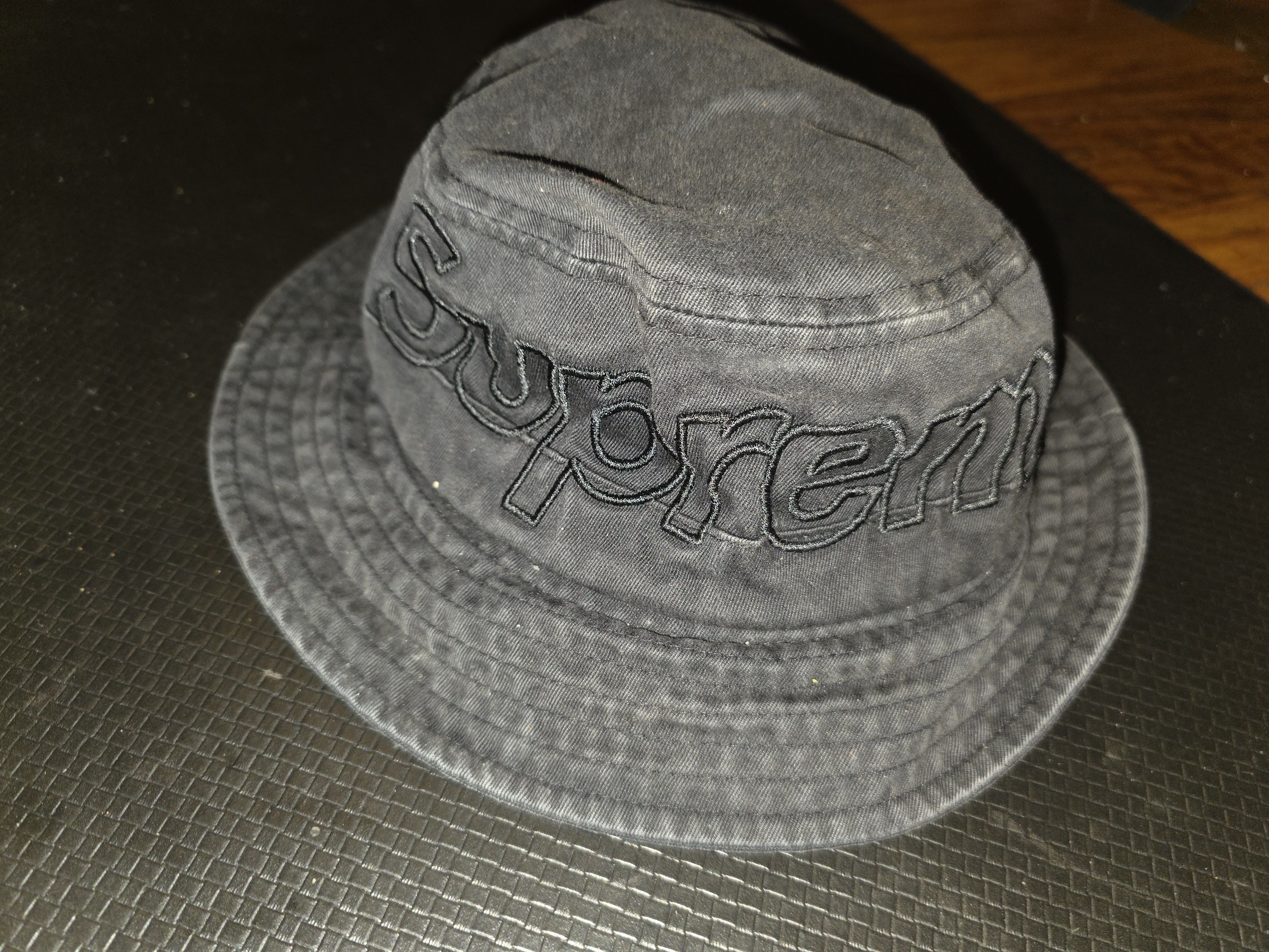 Supreme Waves Crusher Black M/L Supreme Supreme Waves Crusher S/M