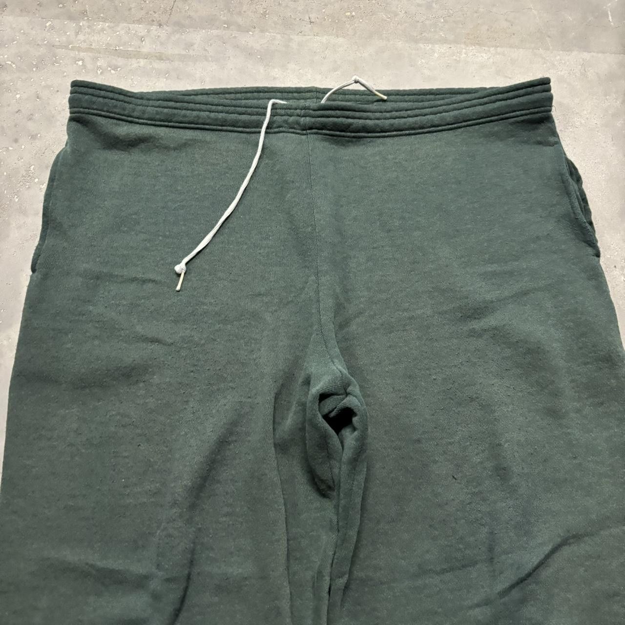 Japanese Brand × Vintage Crazy Vintage 90s Baggy Forest Green Essential Sweatpants! Size US 36 / EU 52 - 4 Thumbnail