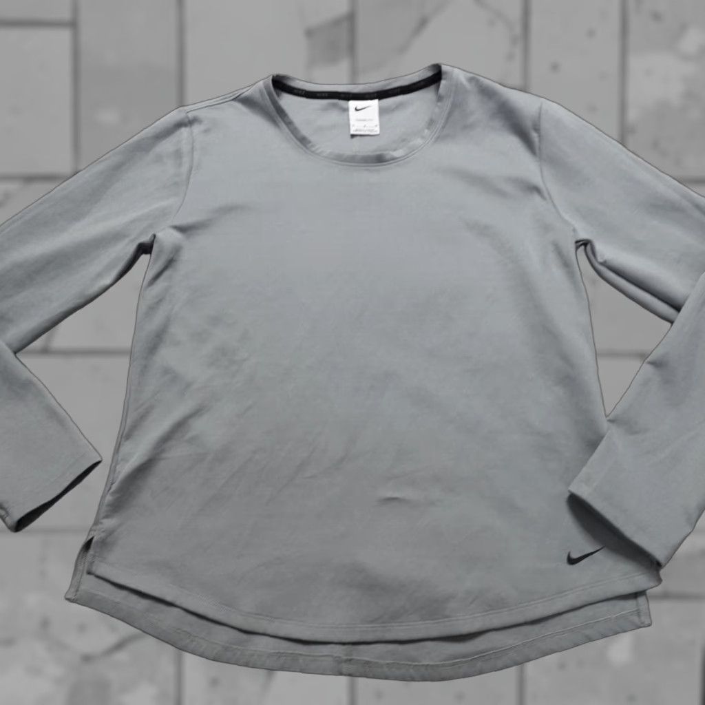 Nike Nike Womens Sweatshirt Medium Gray Retro Solid DD4927 Therma-Fit Size M / US 6-8 / IT 42-44 - 1 Thumbnail