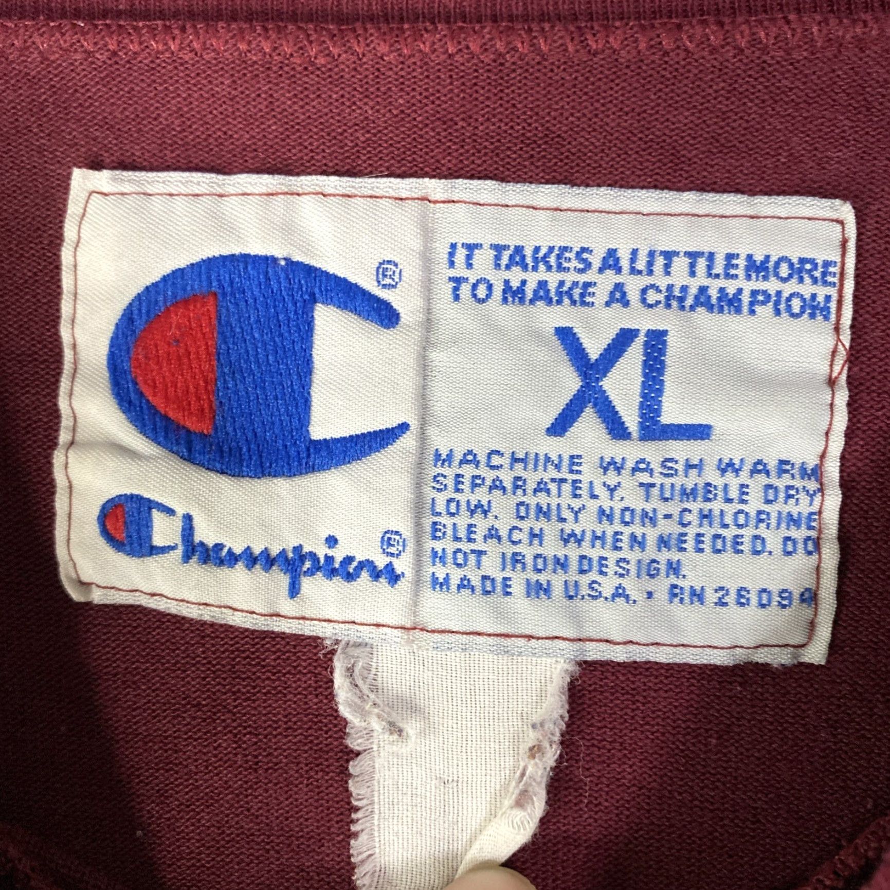 Champion VINTAGE Champion Sweatshirt Crewneck Mens XL Maroon Red Fade 90s Pullover Size US XL / EU 56 / 4 - 2 Thumbnail