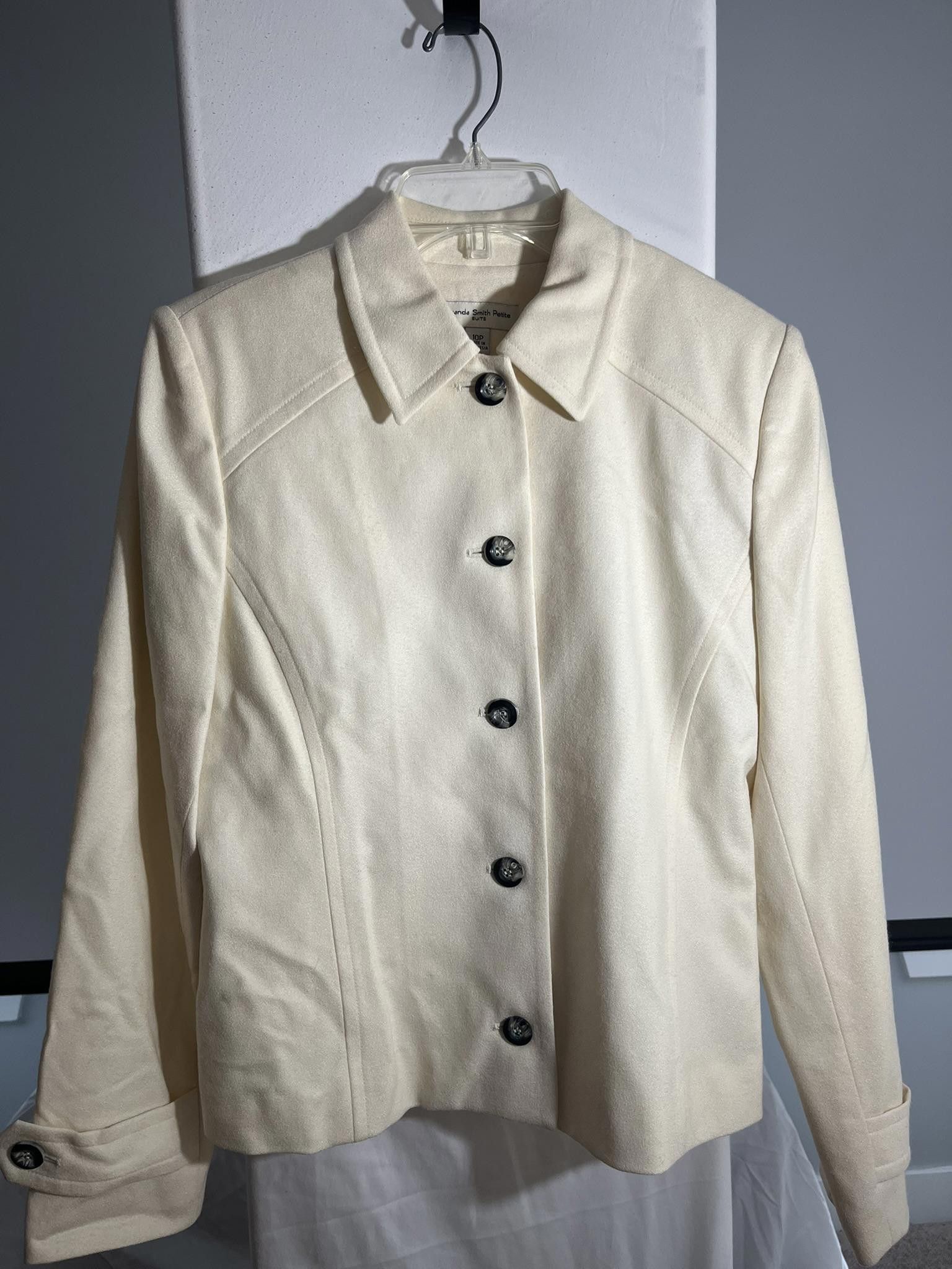 Designer Amanda Smith Petite Wool Jacket - Elegant Cream Suit Jacket Size M / US 6-8 / IT 42-44 - 1 Thumbnail