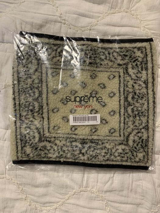 Supreme Supreme Bandana Fleece Neck Gaiter Tan FW19 | Grailed