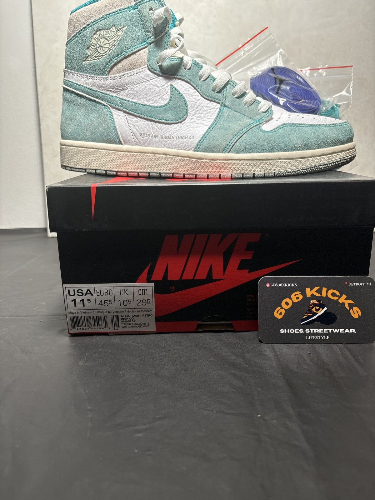 Jordan Brand Jordan 1 ‘Turbo Green’ | Size: 11.5M Size US 11.5 / EU 44-45 - 7 Thumbnail