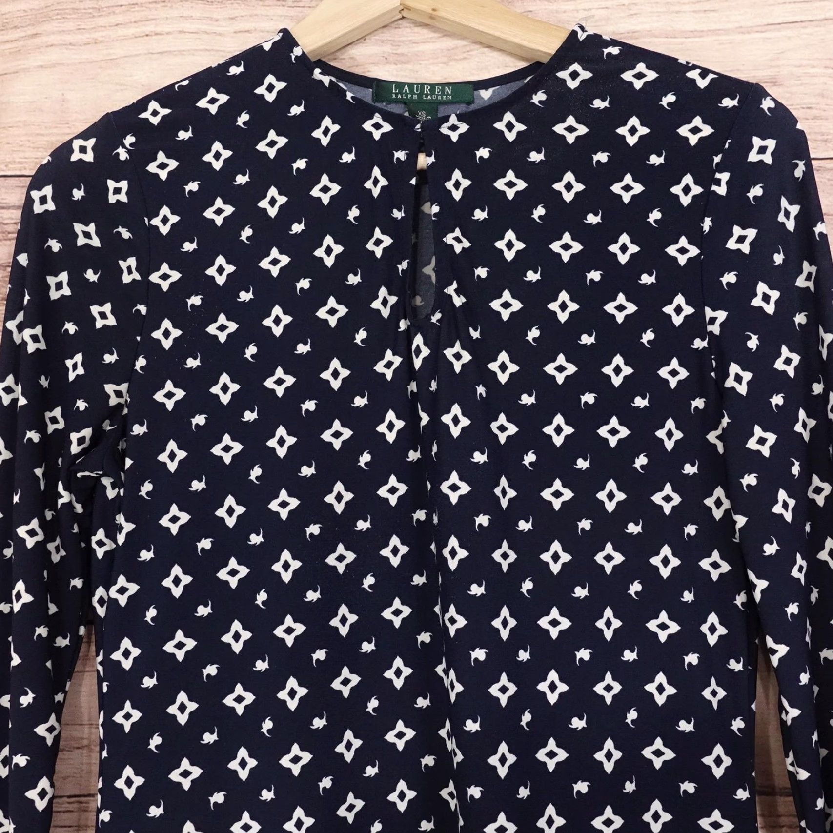 Ralph Lauren Lauren Ralph Lauren Shirt Womens XS Navy Geometric Print Long Sleeve Tunic Size XS / US 0-2 / IT 36-38 - 2 Thumbnail