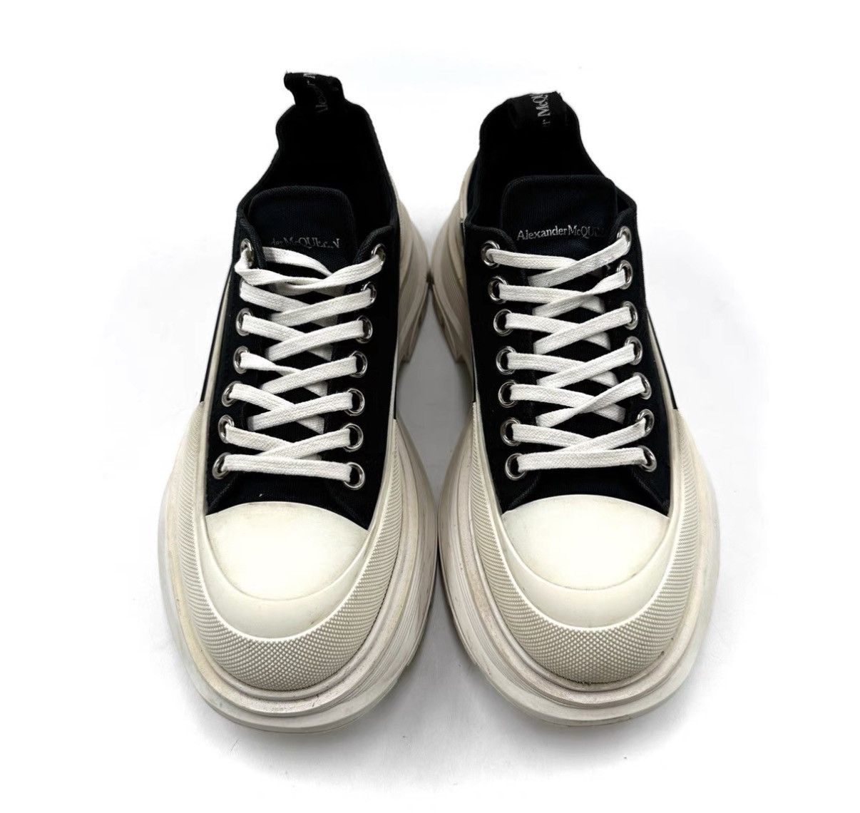 Alexander McQueen Alexander McQueen Tread Slick Black Platform Sneakers K12 Size US 7 / IT 37 - 2 Thumbnail