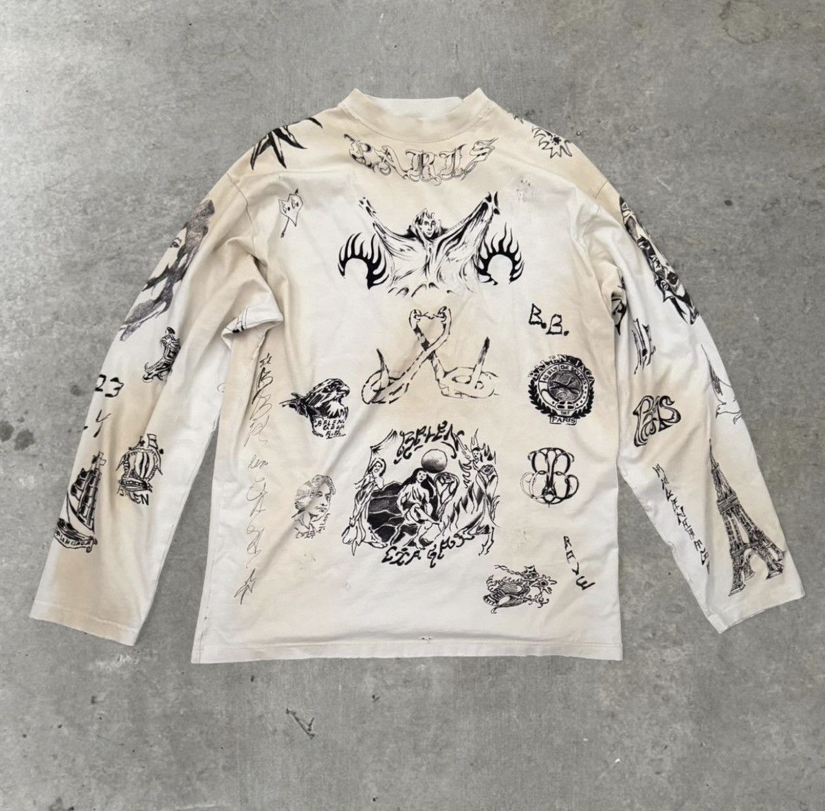 Balenciaga balenciaga tattoo distressed long sleeve Size US M / EU 48-50 / 2 - 1 Thumbnail