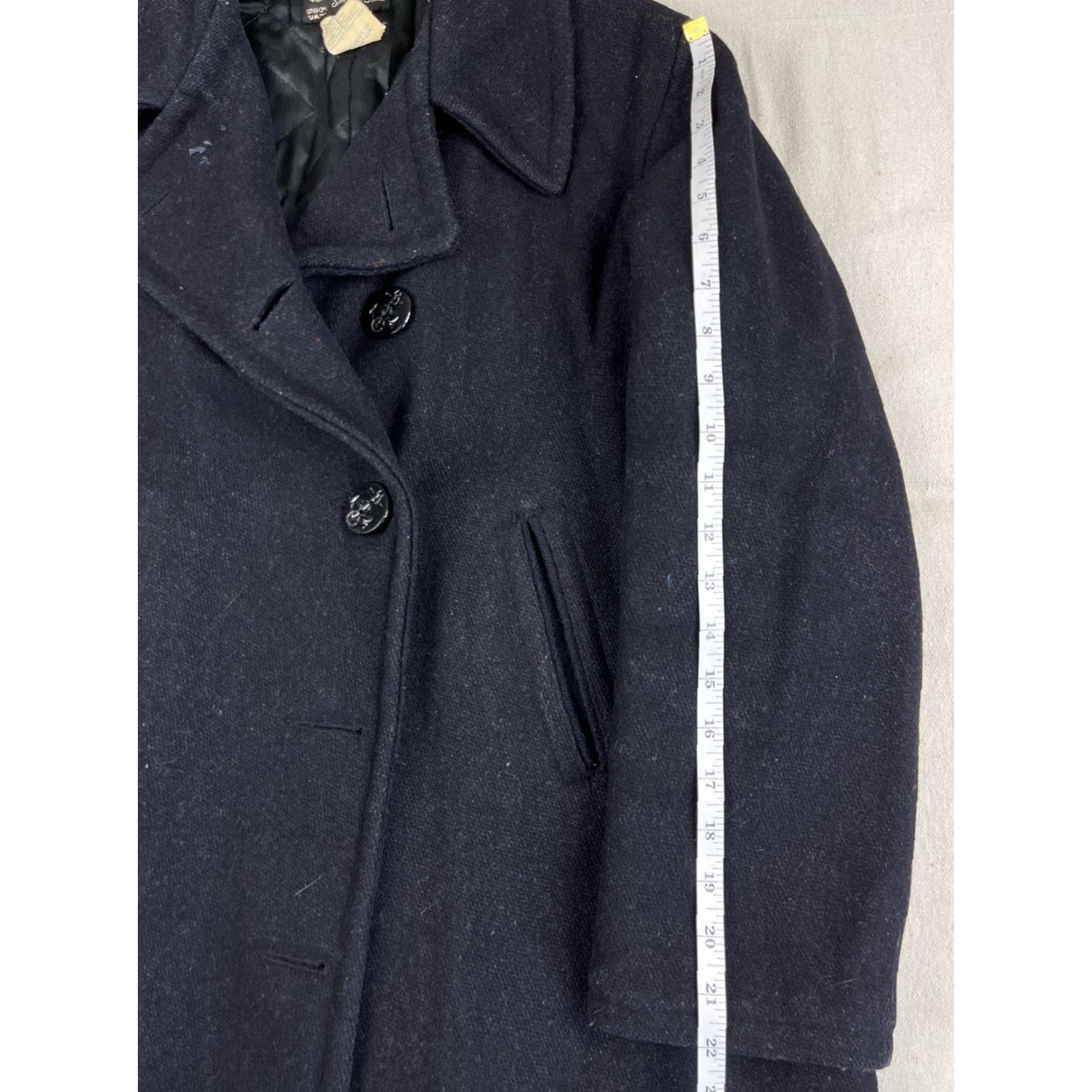Vintage VINTAGE Empire Pea Coat Jacket Wool Navy 60s 70s Mens 36 Peacoat Regular 100% Wool Blue Quilted Pockets US Navy Button N/A Size US XXS / EU 40 - 7 Thumbnail