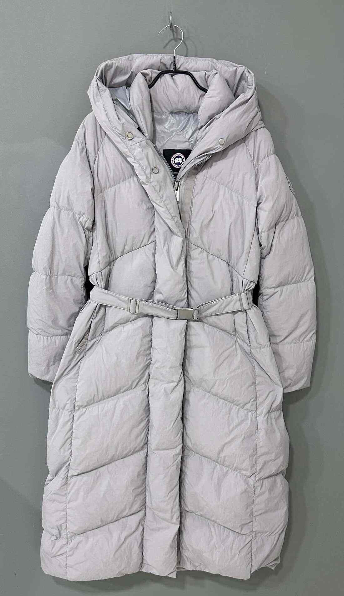 Canada Goose Canada Goose Down Long Purple Down Jacket M Women Size M / US 6-8 / IT 42-44 - 1 Thumbnail