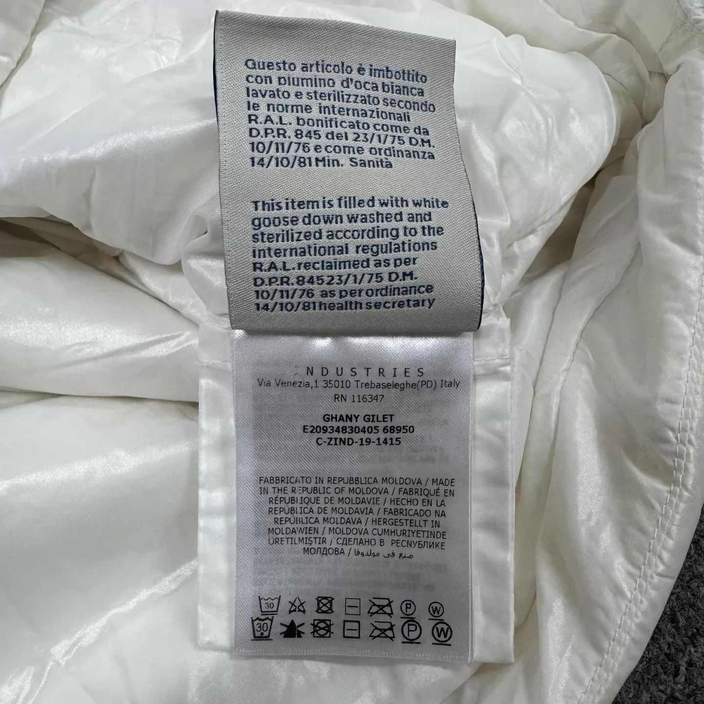 Moncler Moncler Ghany white down vest women's Size S / US 4 / IT 40 - 7 Thumbnail