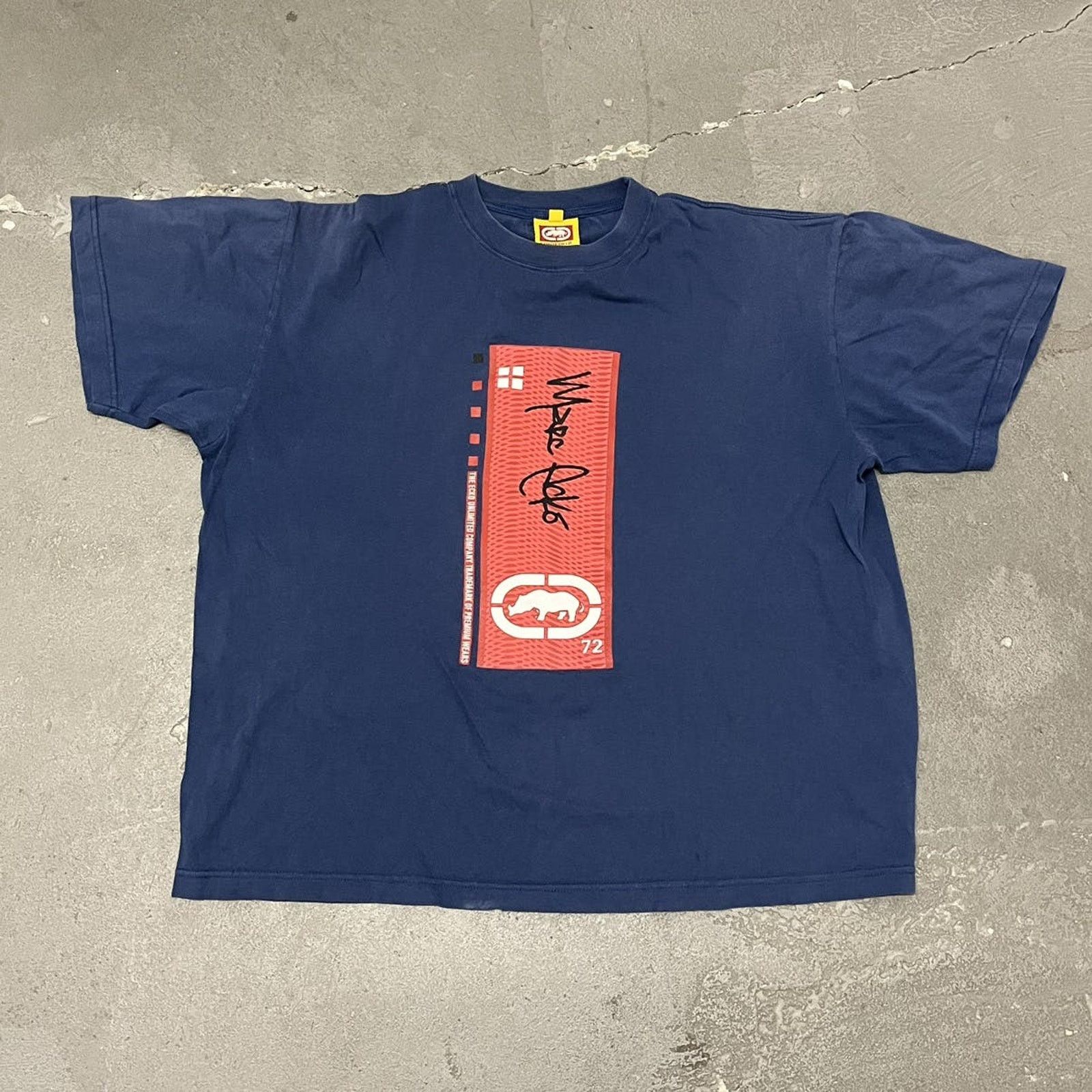 Vintage Vintage 2000’s Ecko Short Sleeve Graphic T-shirt Medium Size US M / EU 48-50 / 2 - 1 Thumbnail