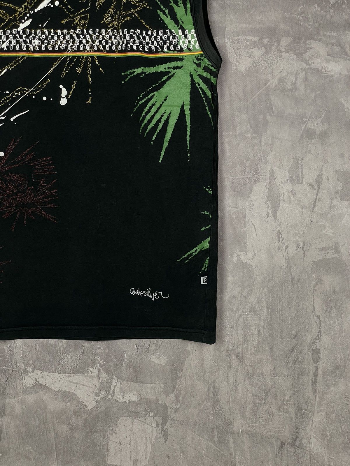 Quiksilver × Vintage Y2K Faded Tank Top Quiksilver Vintage Rasta Tee Streetwear Size US L / EU 52-54 / 3 - 5 Thumbnail