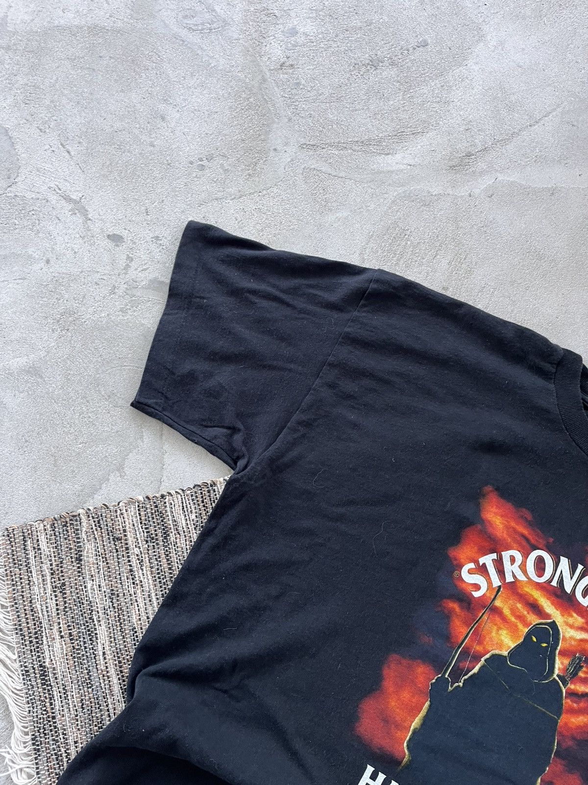 Gildan Vintage Halloween 1997 Grim Reaper Black Avantgarde Tshirt Size US XL / EU 56 / 4 - 2 Thumbnail