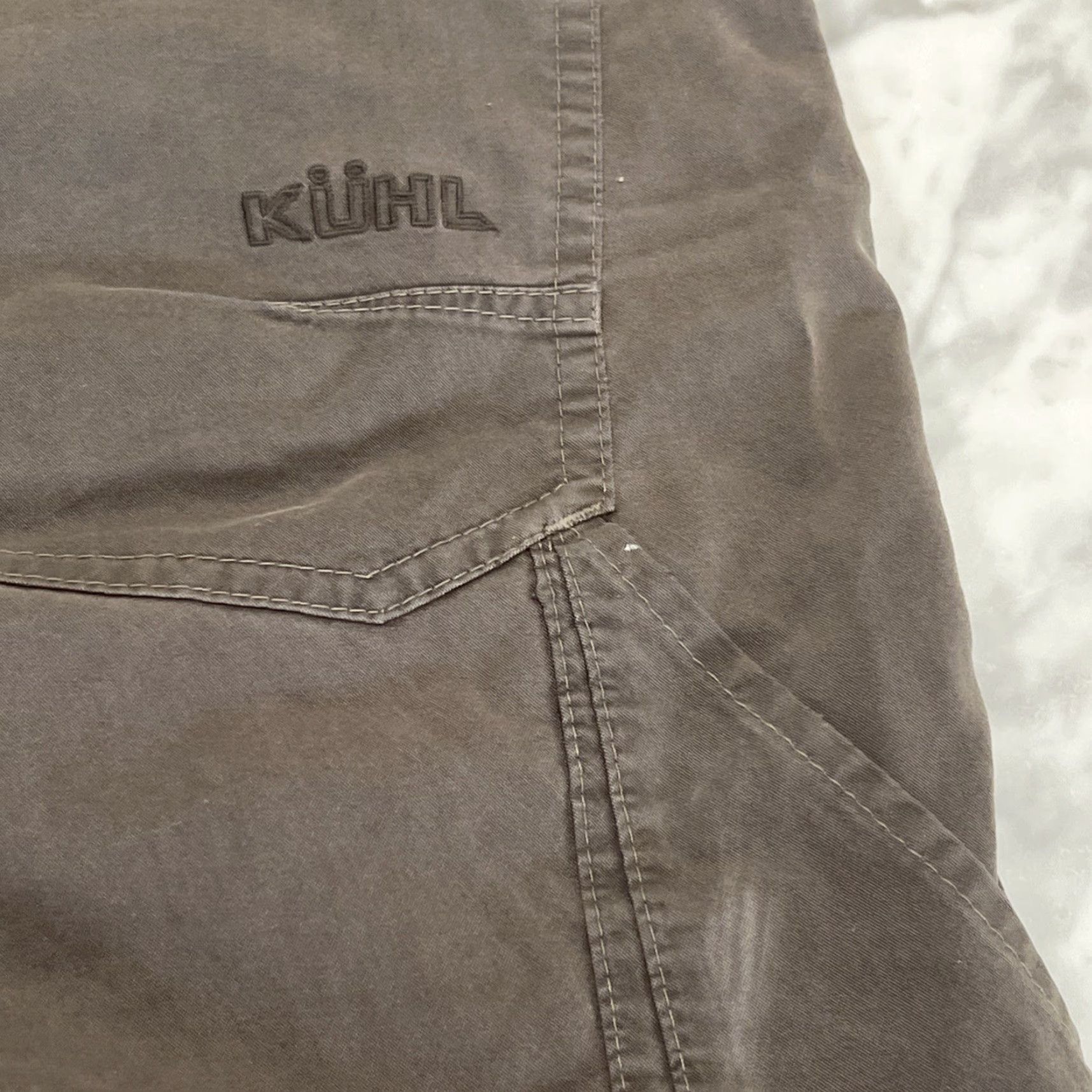 Vintage Kuhl Shorts Adult 38 Gray Outdoor Cargo Cotton Nylon 5058 Mens Size US 38 / EU 54 - 5 Thumbnail