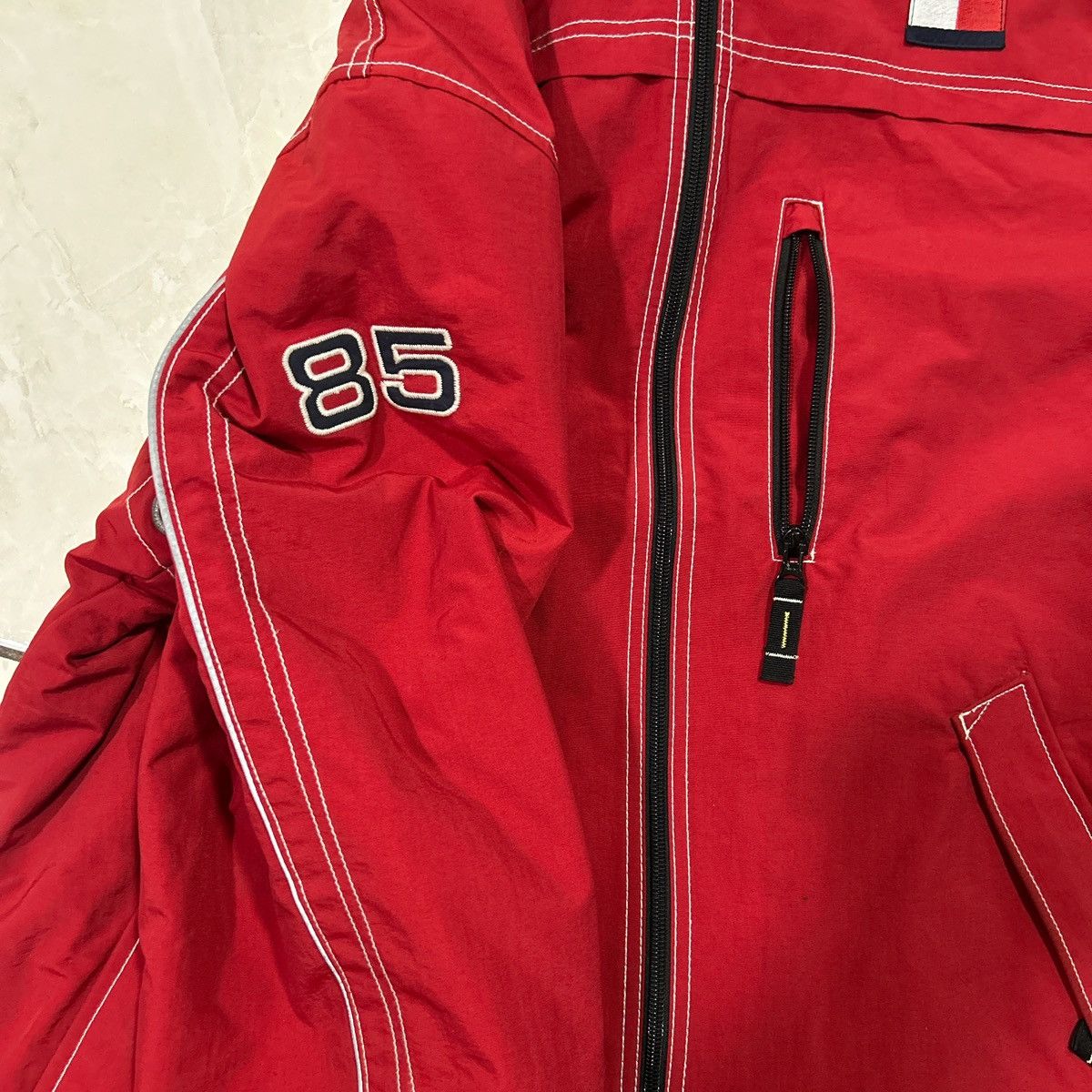 Tommy Hilfiger Vintage Tommy Hilfiger Size US L / EU 52-54 / 3 - 4 Thumbnail