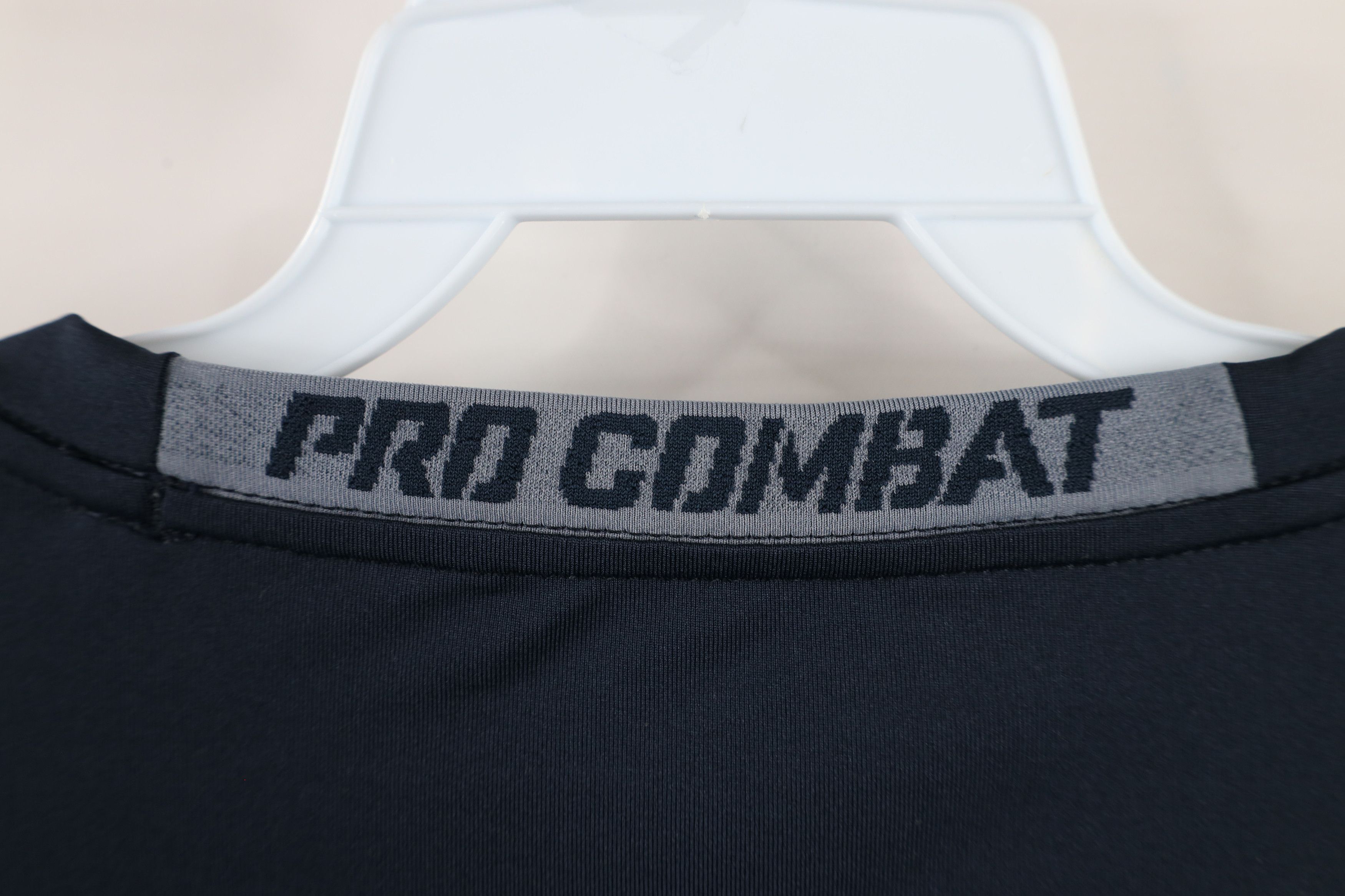 Nike × Vintage Nike Pro Combat Fitted Long Sleeve Training T-Shirt Blue Size US L / EU 52-54 / 3 - 11 Thumbnail