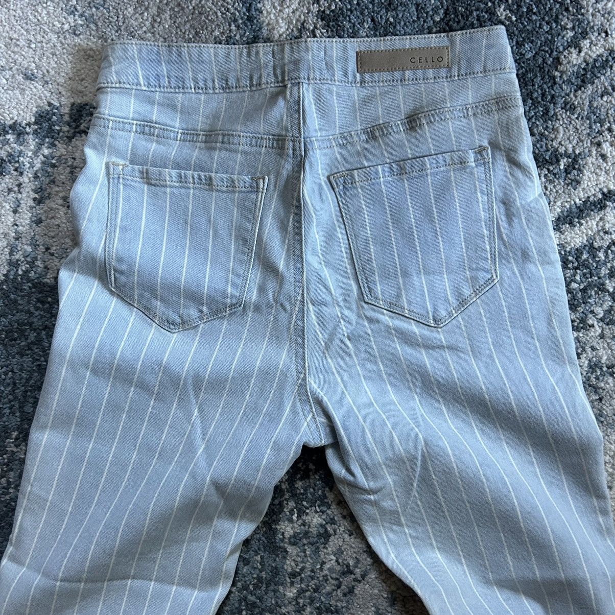 Other PALE BLUE STRiPED CELLO JEANS STRETCH FLARED BOOTCUT RAW HEM Size 28" / US 6 / IT 42 - 11 Thumbnail