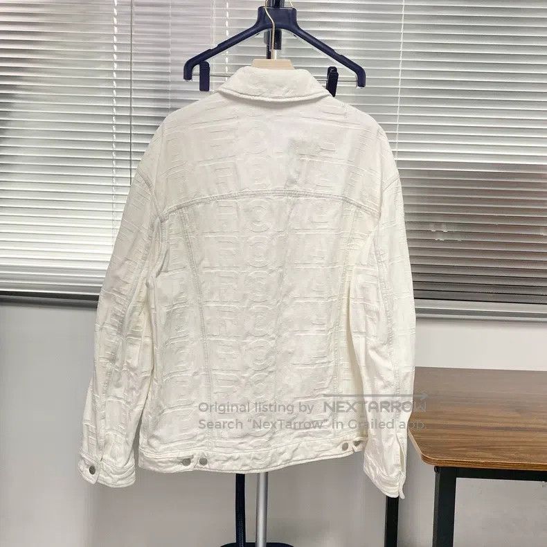Fendi Fendi Denim jacket with embossed logo, distressed, single- Size US L / EU 52-54 / 3 - 2 Thumbnail