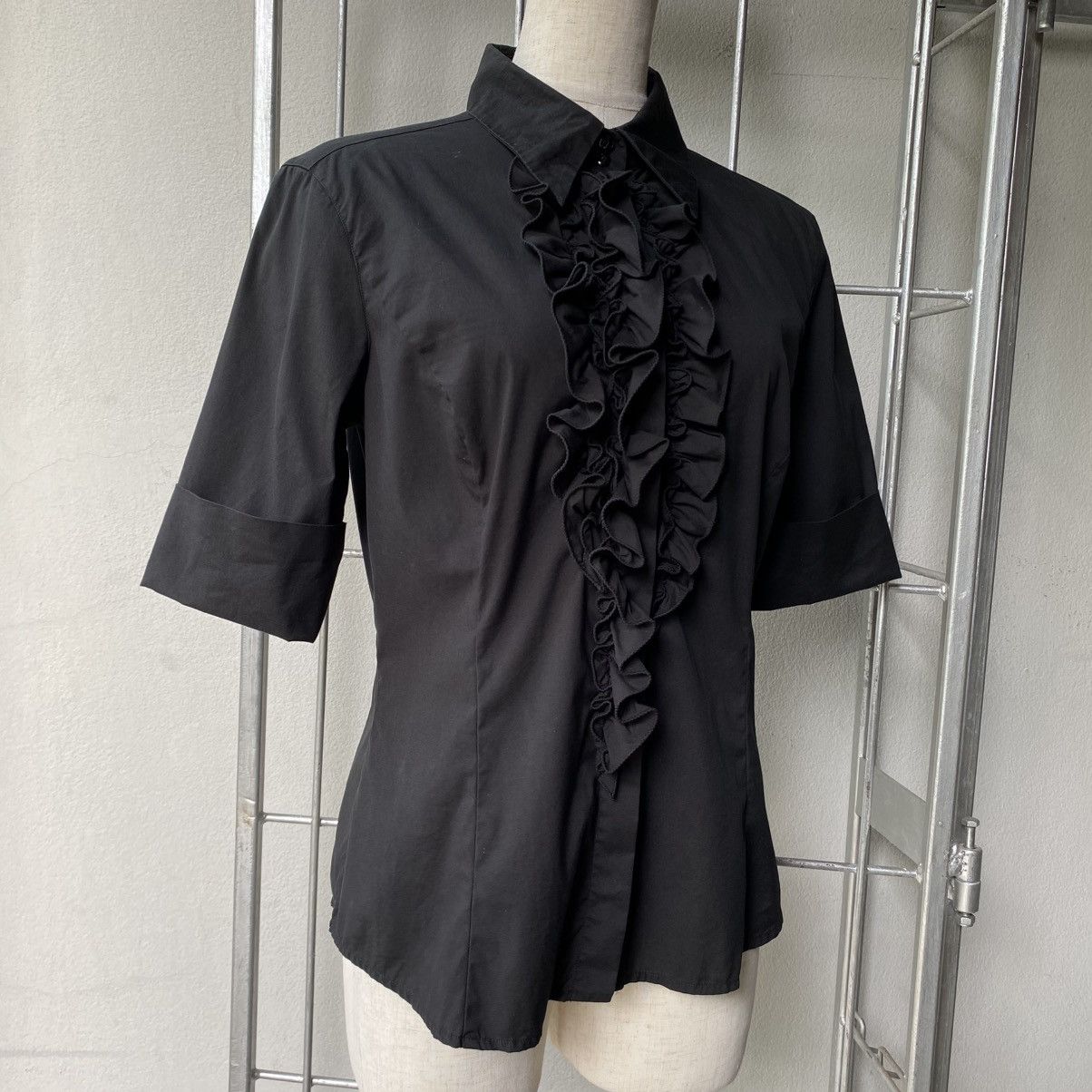 Max Mara Max Mara Black Fitted Cotton Ruffle Collar Shirt Size M / US 6-8 / IT 42-44 - 18 Thumbnail