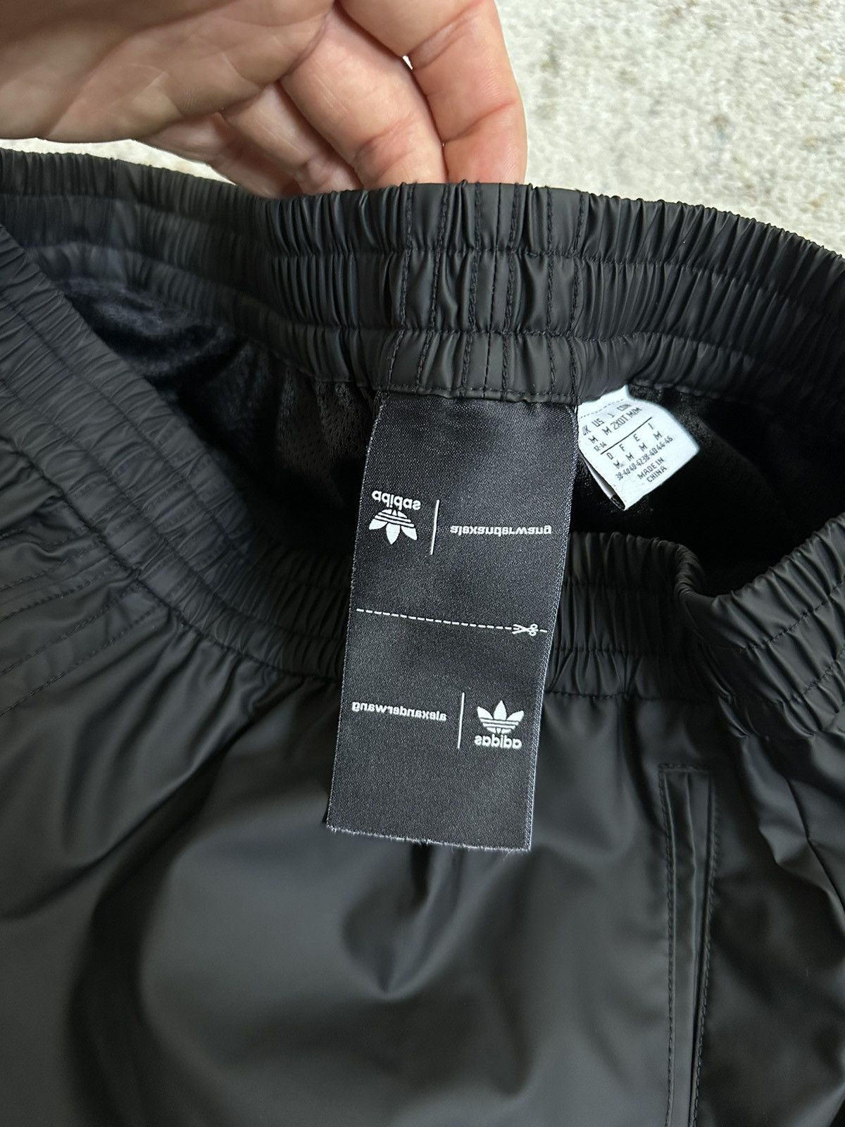Adidas × Alexander Wang × Japanese Brand Rare Alexander Wang x Adidas Shorts NYC Size US 32 / EU 48 - 6 Thumbnail