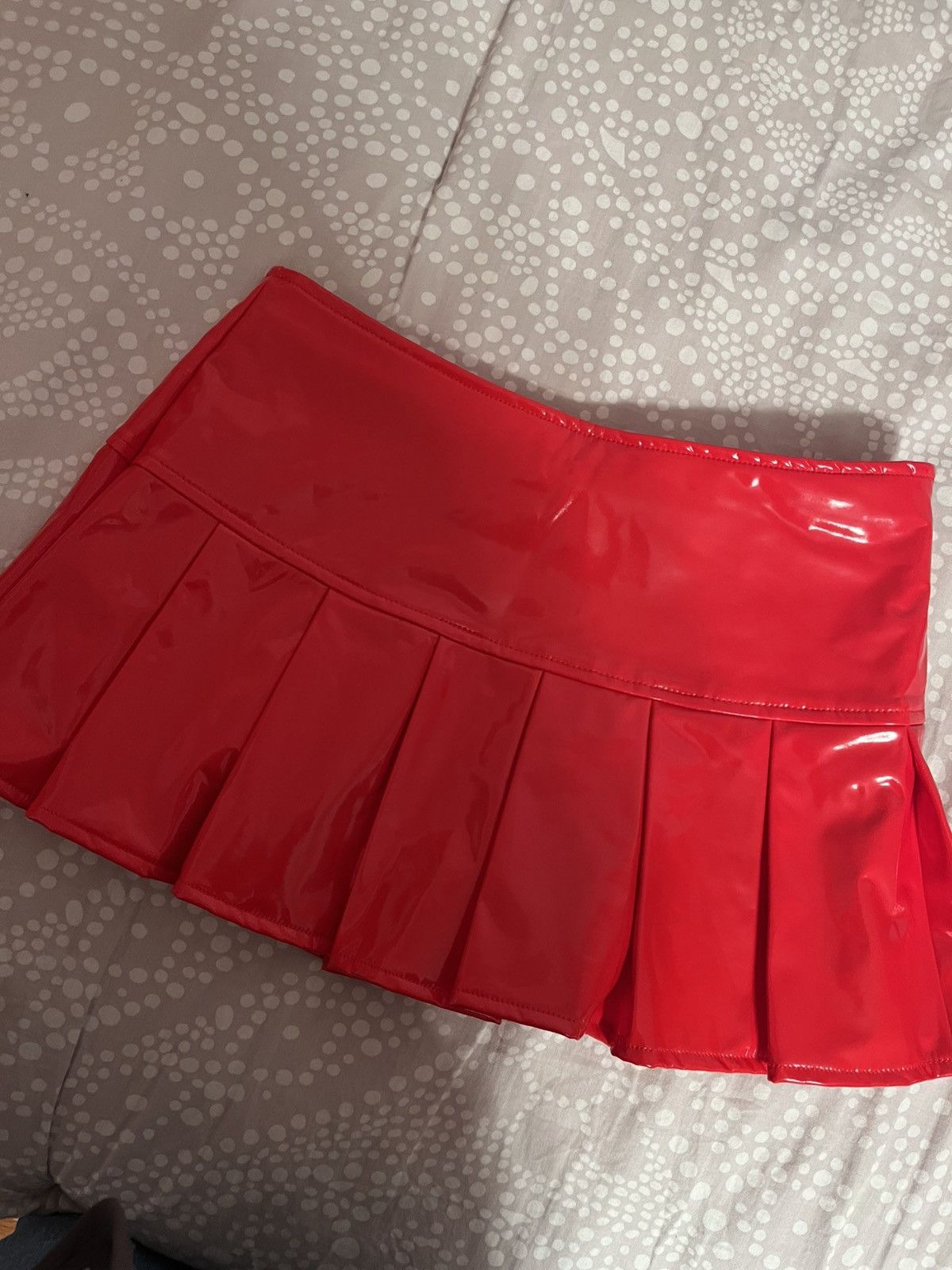 Shein Red Heart Mini Skort Size 27" / US 4 / IT 40 - 5 Thumbnail