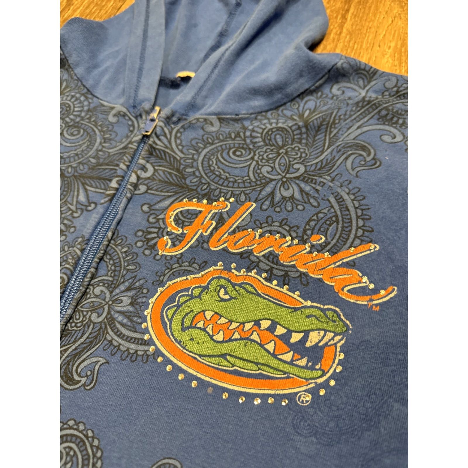 NCAA VINTAGE Florida Gators Bedazzled Paisley Full Zip Hoodie Sweatshirt Cyber Shirt Womens M Blue Zip Hoodie Size M / US 6-8 / IT 42-44 - 4 Thumbnail