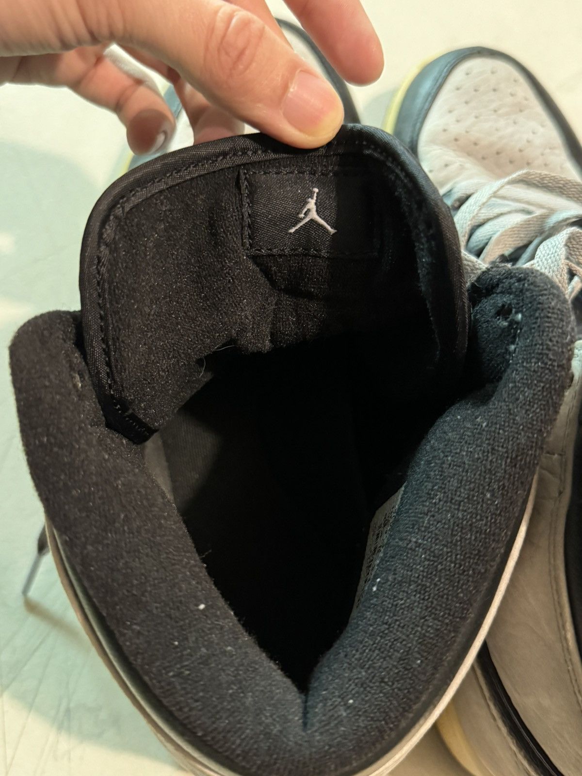 Jordan Brand × Nike Air Jordan 1 Retro High Shadow 2009 Size US 13 / EU 46 - 5 Thumbnail