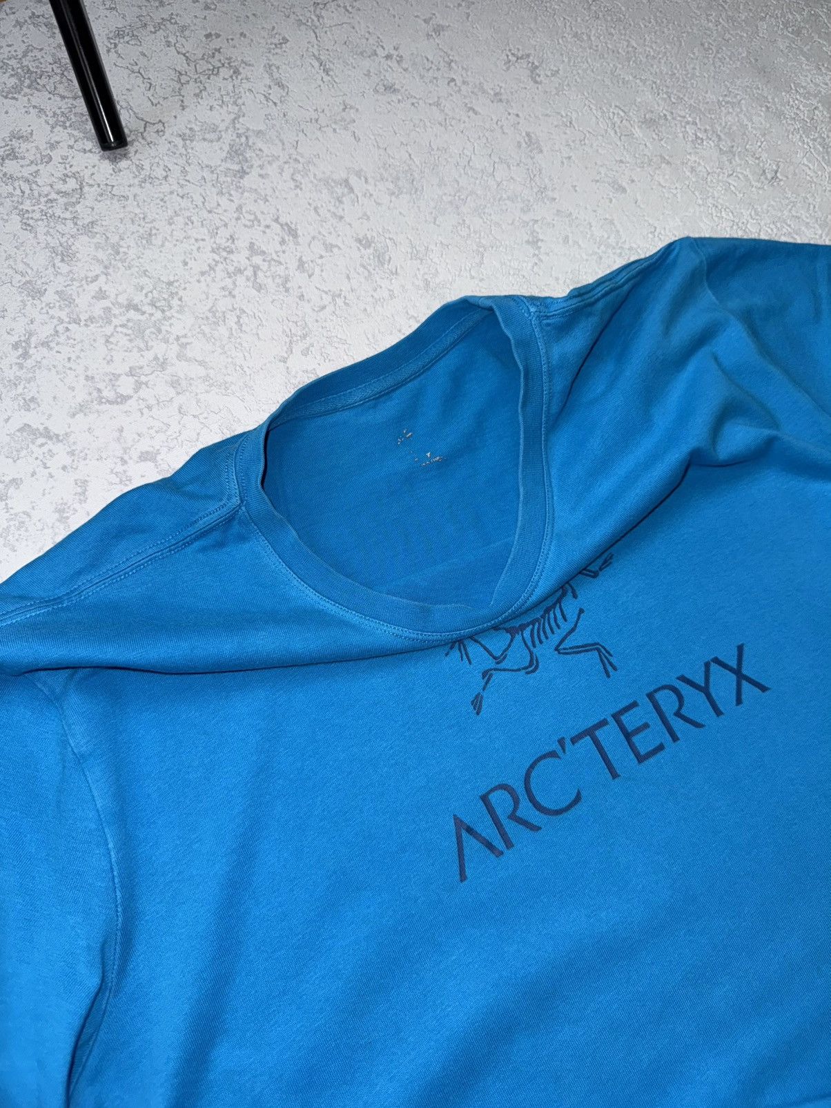 Arc'teryx Vintage Arc’teryx Big Logo T-Shirt Size US XL / EU 56 / 4 - 4 Thumbnail