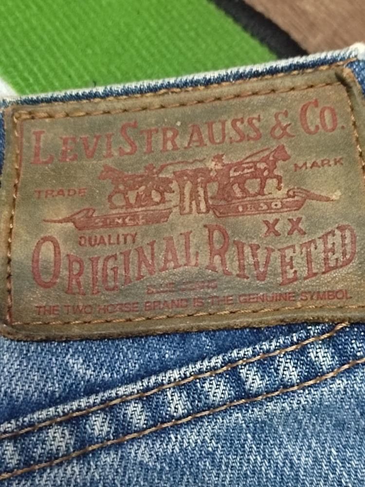 Levi's Vintage Clothing × Vintage VINTAGE LEVIS SILVER TAB BAGGY DISTRESS JEANS FADED Size US 31 - 9 Thumbnail
