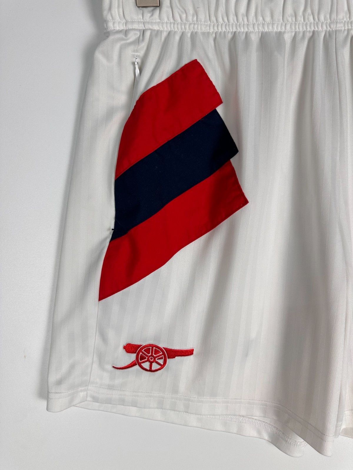 Adidas Arsenal London 2022 Football Soccer Shorts Adidas XL White Size US 36 / EU 52 - 2 Thumbnail