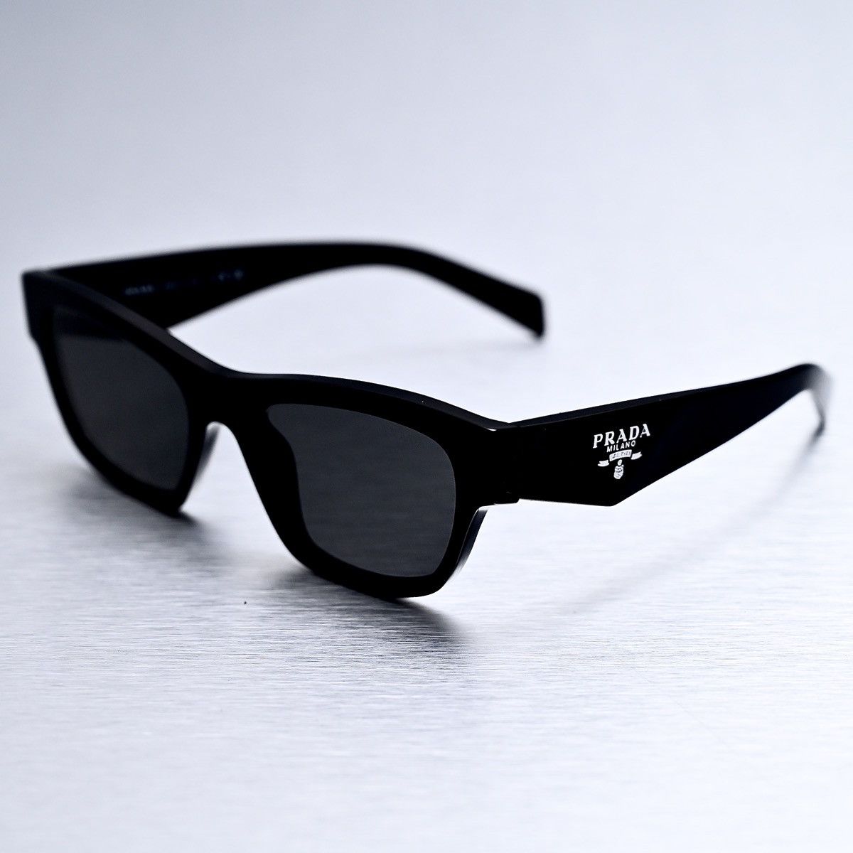 Prada PRADA 0PR B09S 16K08Z SUNGLASSES Size ONE SIZE - 2 Thumbnail