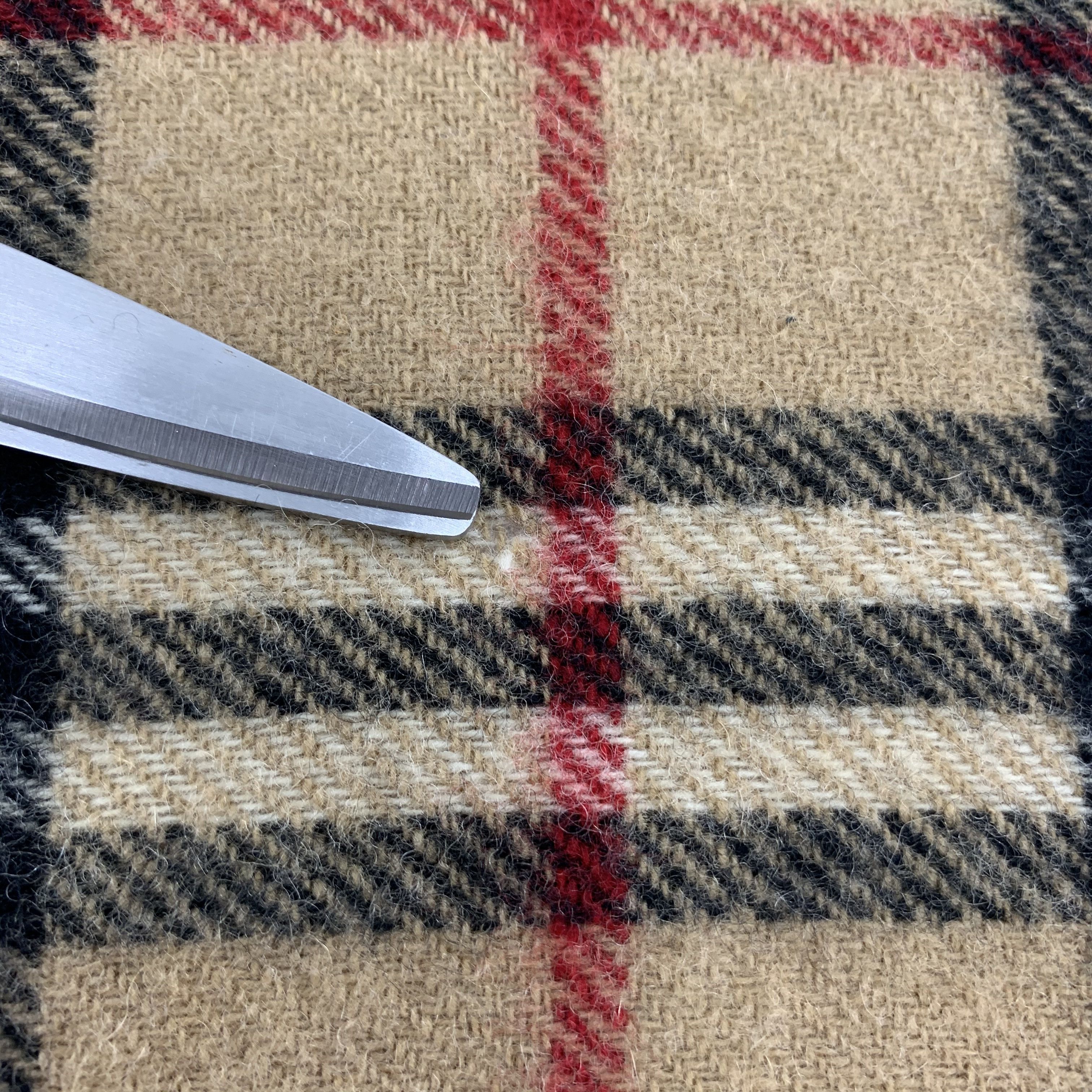 Burberry Vintage Burberrys Scarf Wool Muffler Neck Wrap BL4170 Size ONE SIZE - 6 Thumbnail