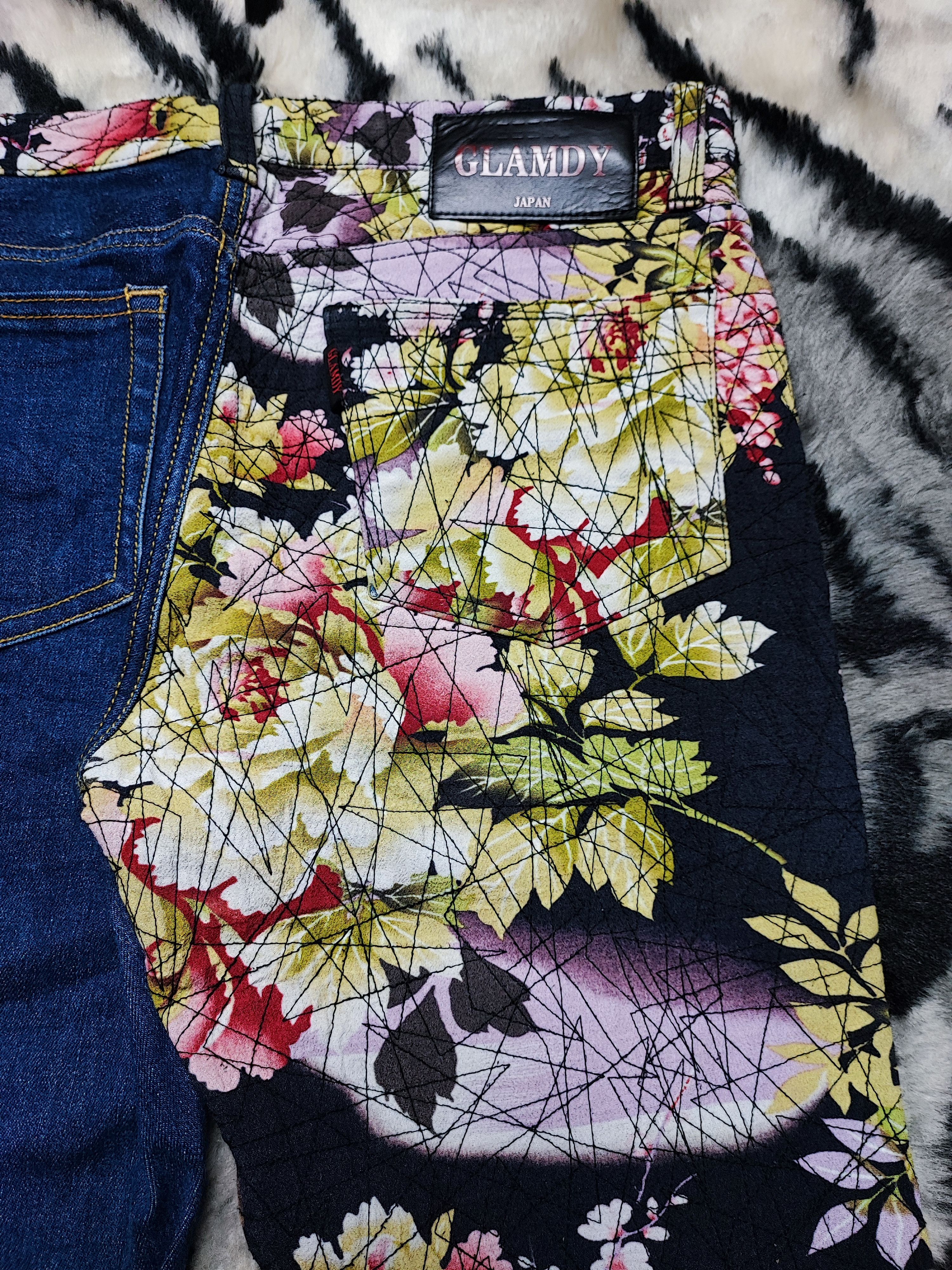 Japanese Brand Made In Japan Glamdy Flower Printed Denim Pants Size US 30 / EU 46 - 12 Thumbnail