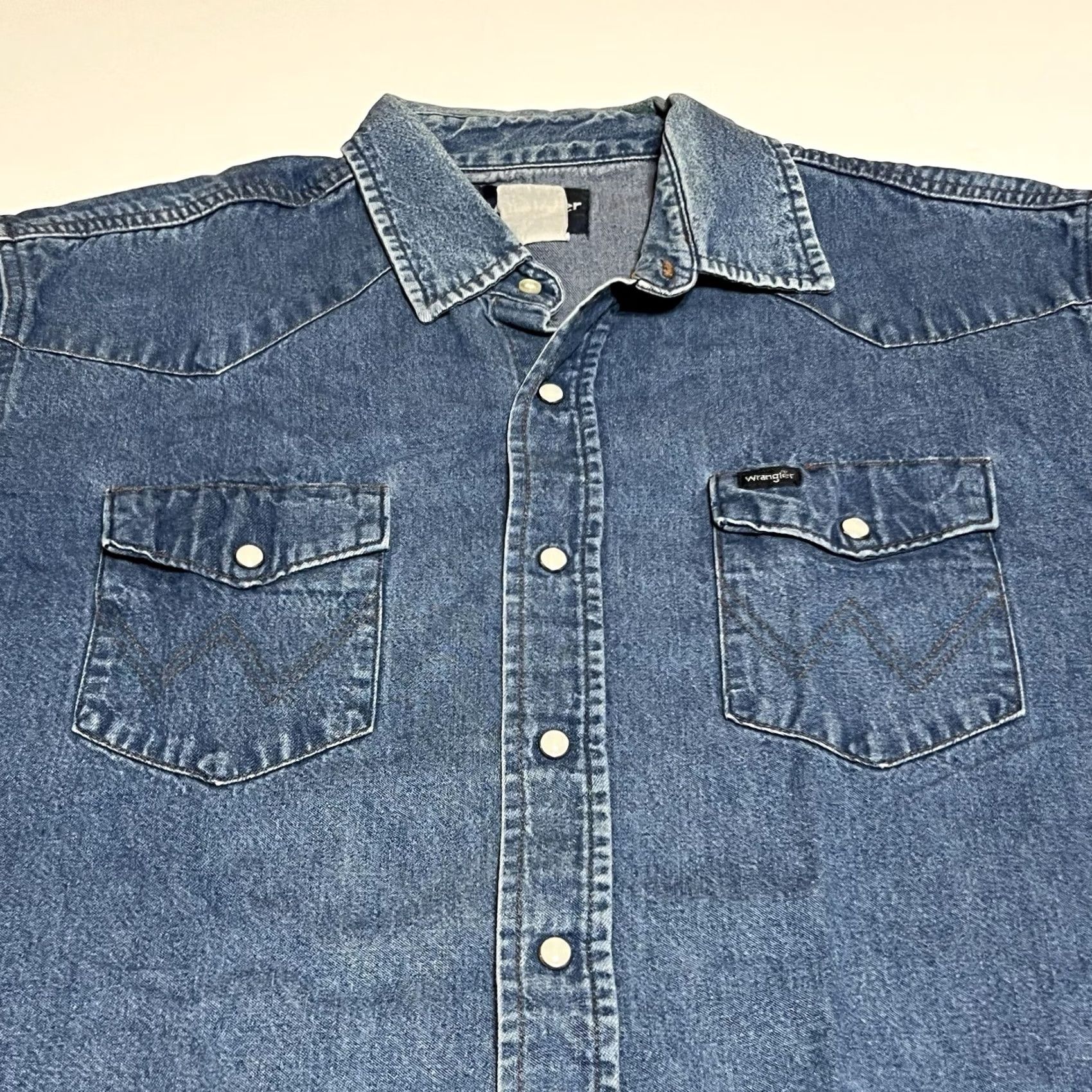 Wrangler VINTAGE Wrangler Denim Shirt Mens XL Blue Pearl Snap Rodeo Workwear Cowboy Size US XL / EU 56 / 4 - 2 Thumbnail