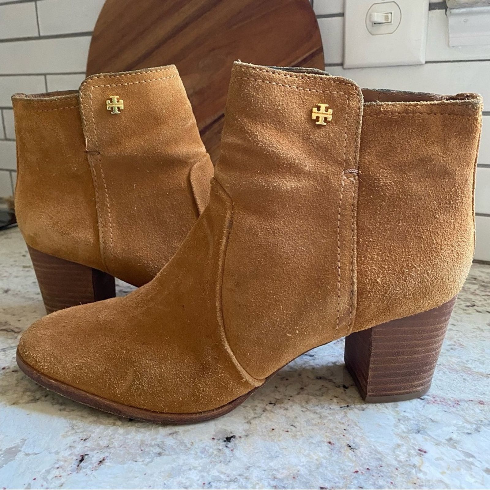 Tory Burch Tory Burch Sabe $398 Caramel Suede Ankle Booties size 9M EUC Size US 9 / IT 39 - 5 Thumbnail
