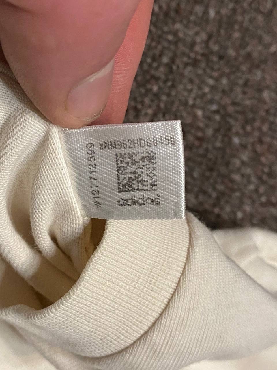 Adidas Adidas Graphic T-Shirt Size US M / EU 48-50 / 2 - 7 Thumbnail