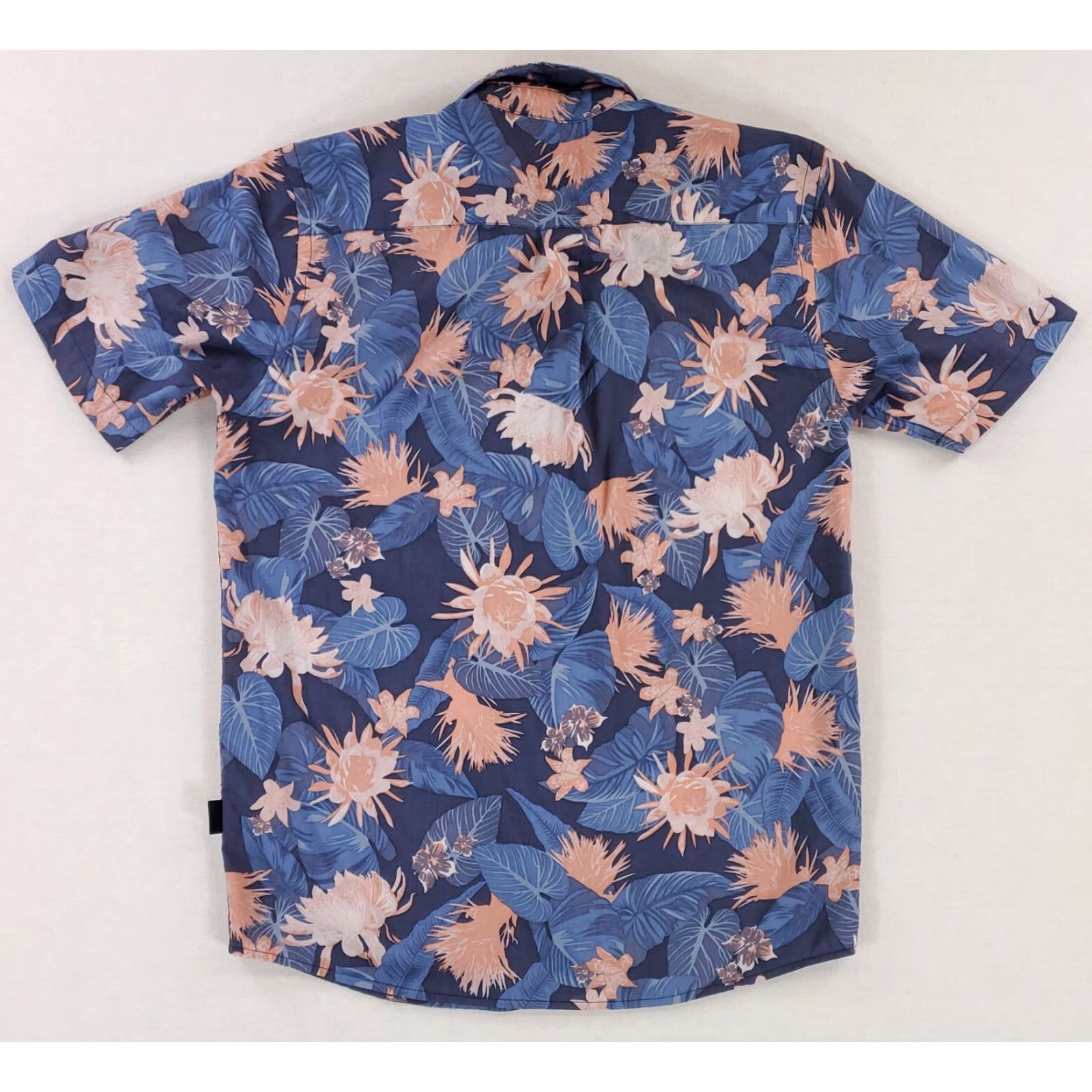 Patagonia Patagonia Camp Shirt Blue Pink Floral Short Sleeve Mens S Hawaiian Button-Up Shirt Size US S / EU 44-46 / 1 - 4 Thumbnail