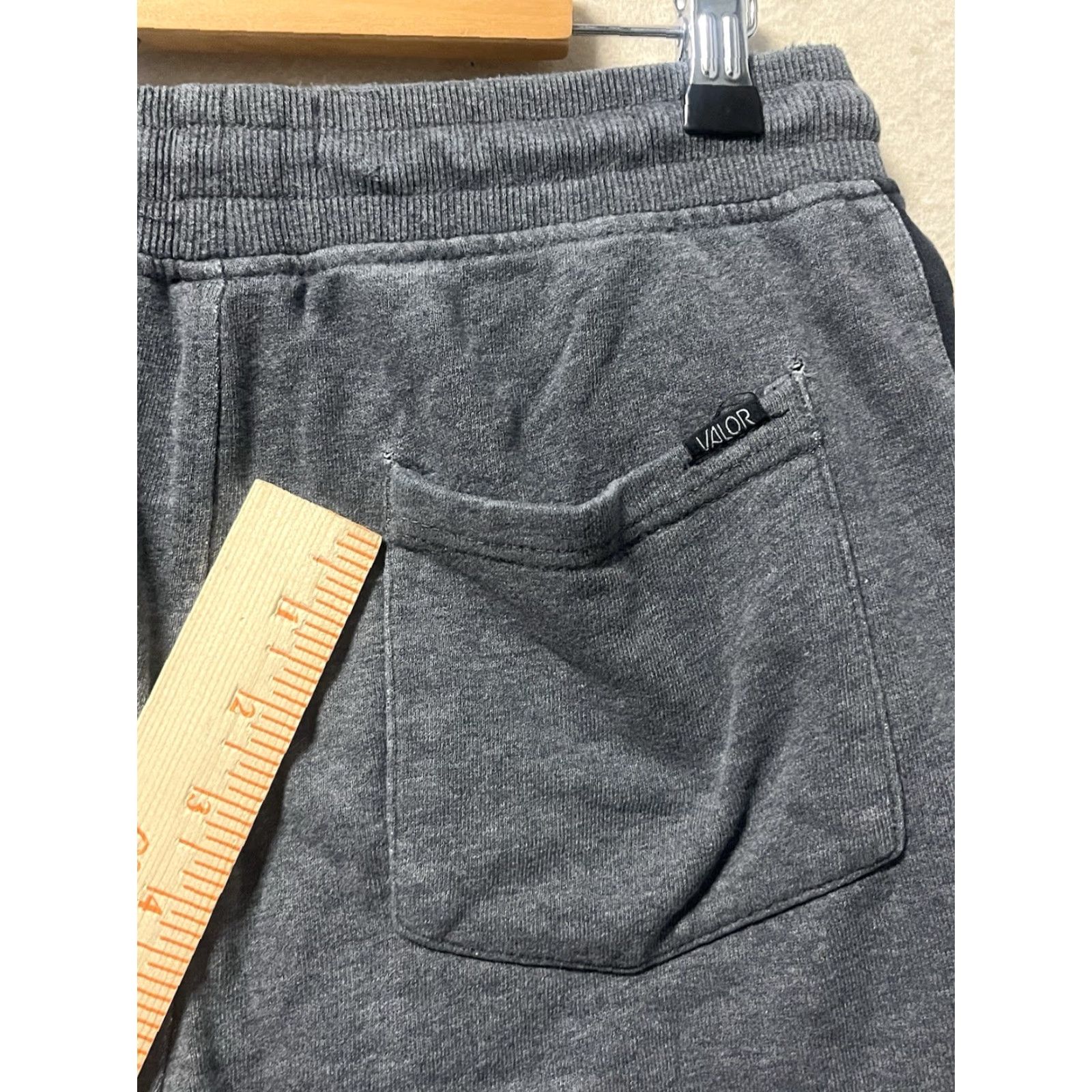 Vintage Valor Collective Men's Active Panel Shorts Athletic Gray Black White Size S Size US 29 - 7 Thumbnail