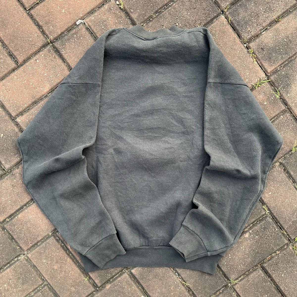 Vintage × Warner Bros VINTAGE 90s LOONEY TUNES BAD BUNNY SWEATSHIRT Size US L / EU 52-54 / 3 - 8 Thumbnail