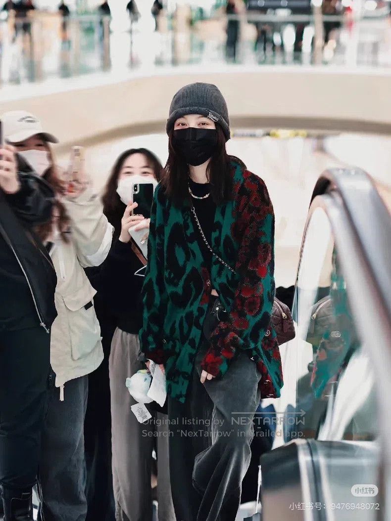 Chanel Chanel 23A Handicraft Workshop Red and Green Colour-blocke Size XXS / US 00 / IT 34 - 8 Thumbnail