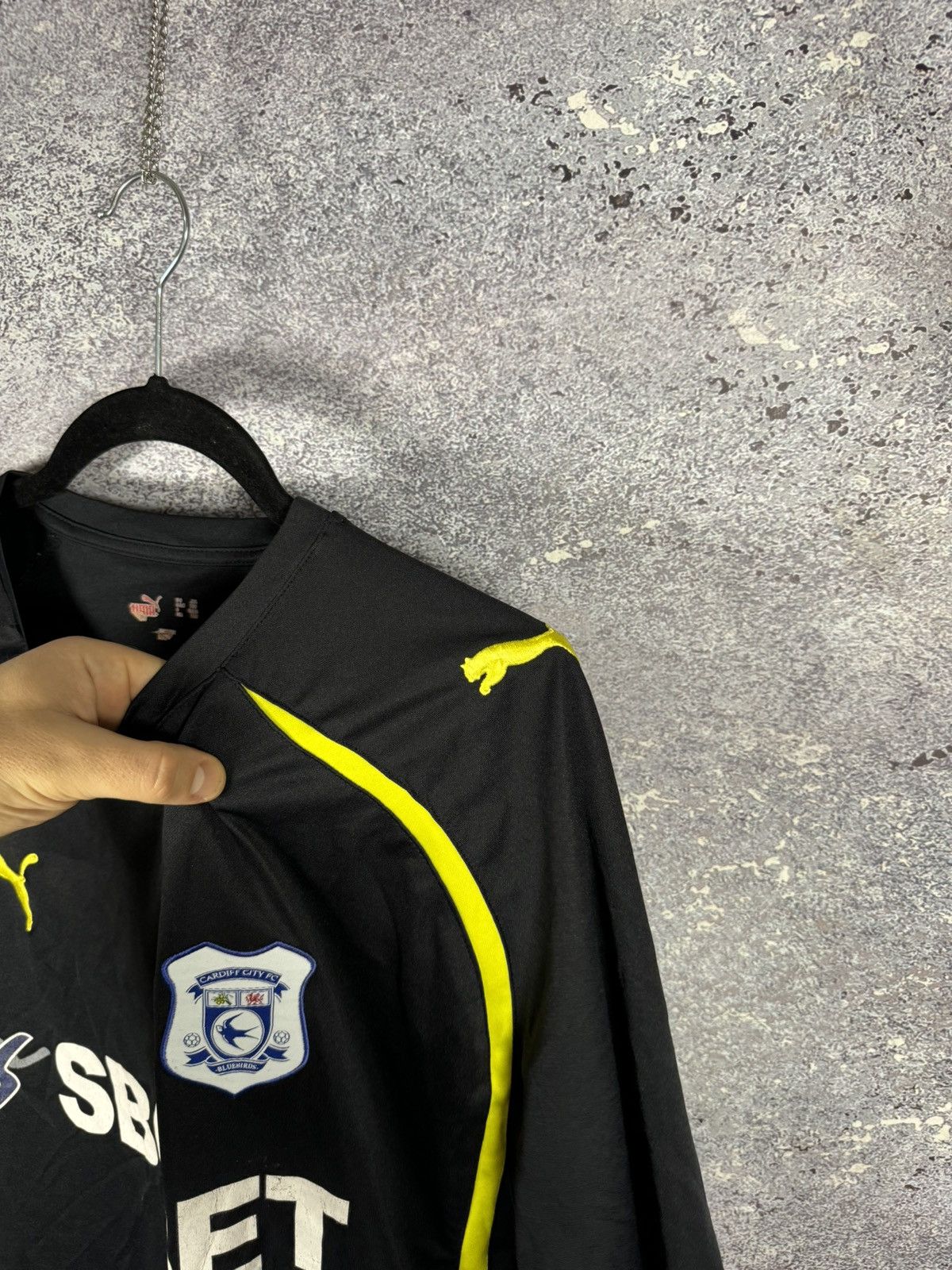 Puma Vintage Cardiff City 2010/11 Away Puma Soccer Jersey 2XL sz Size US XXL / EU 58 / 5 - 12 Thumbnail
