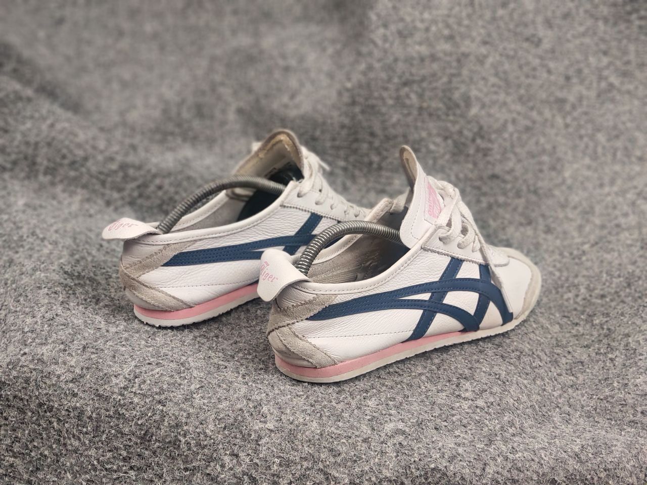Asics Vintage Asics Onitsuka Tiger Mexico 66 Japan Sneakers Y2K Size US 7 / IT 37 - 14 Thumbnail