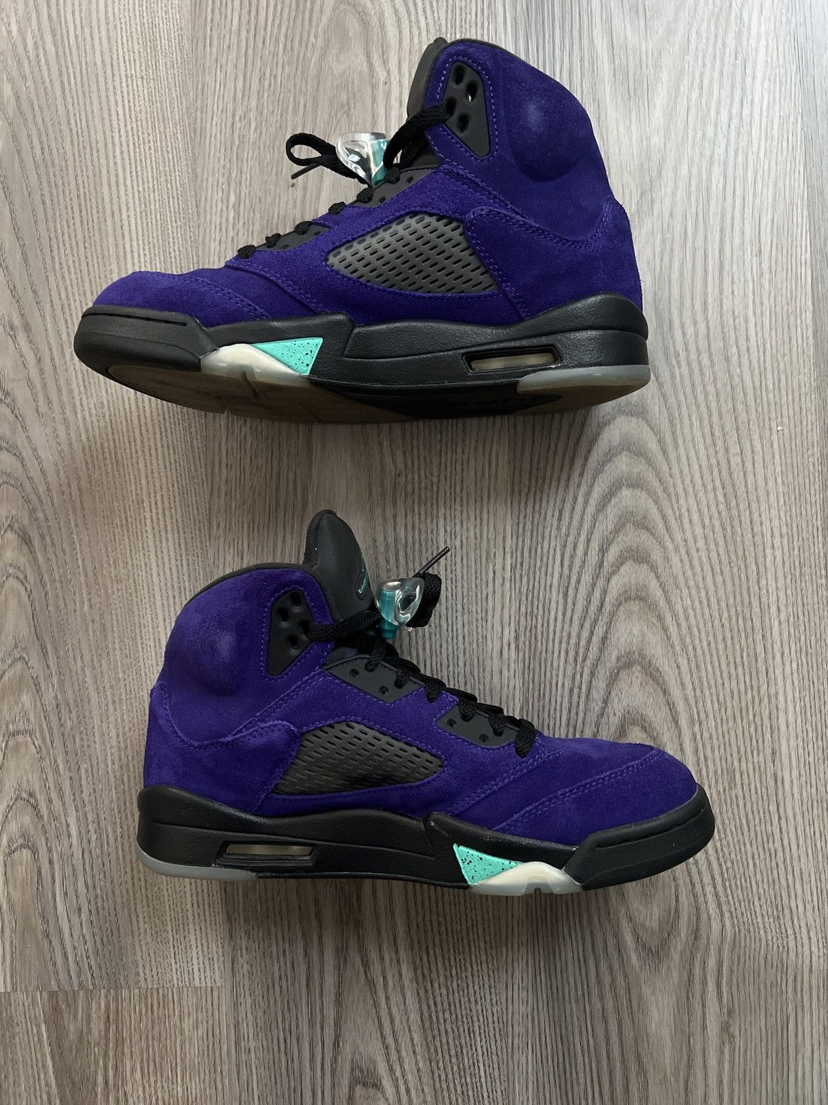 Jordan Brand × Nike Jordan 5 Retro Alternate Grape Size US 8.5 / EU 41-42 - 2 Thumbnail
