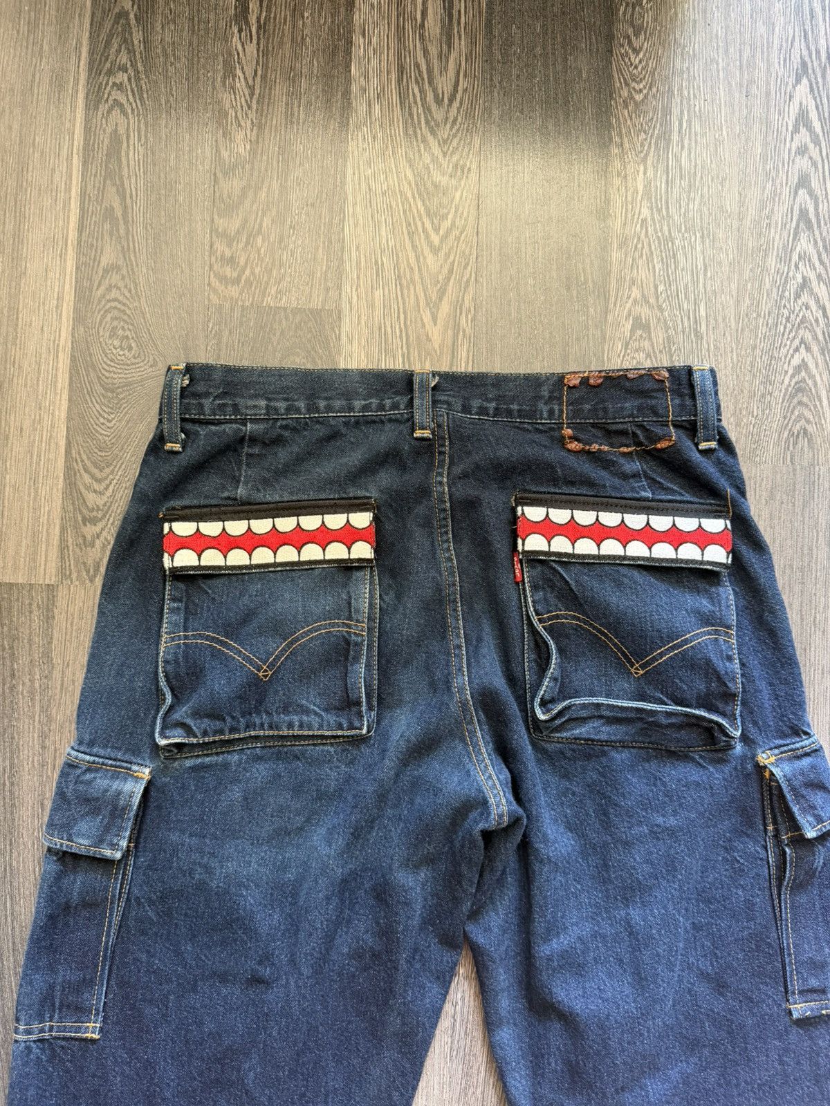 KAWS × Levi's カウズ リーバイス デニムパンツ ジーンズ 32in Kaws × Levi's × Original Fake Kaws x original fake x Levi's jeans