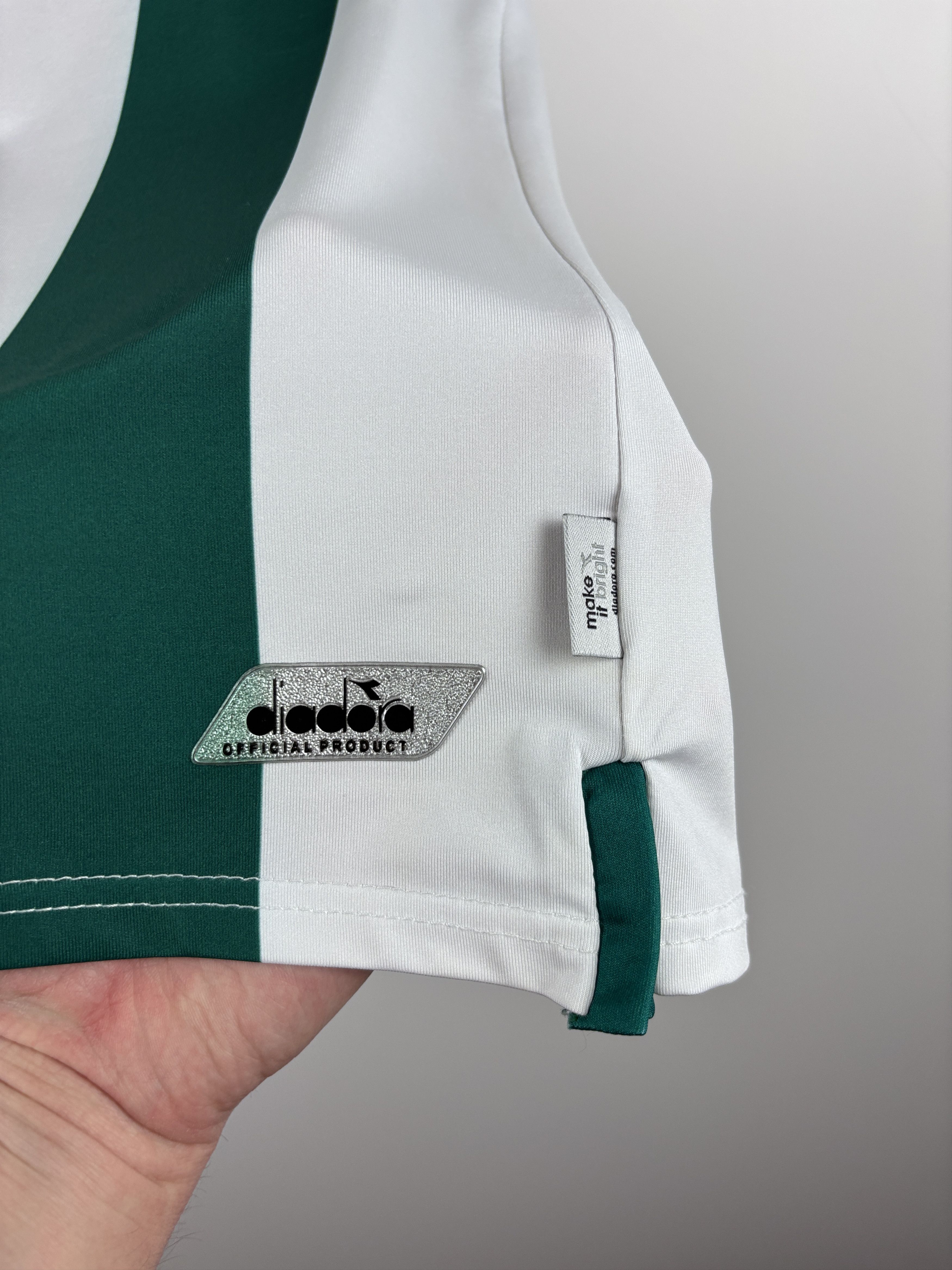 Diadora Giresunspor 2020-21 Home Football Shirt Jersey Diadora M Size US M / EU 48-50 / 2 - 4 Thumbnail