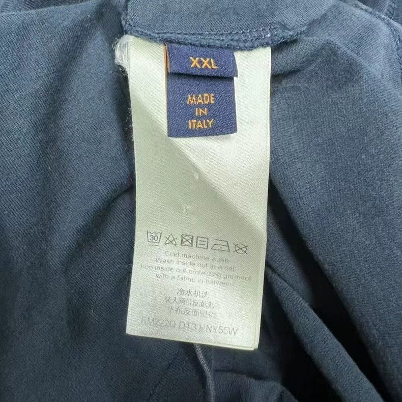 Louis Vuitton Louis Vuitton 23 New Embossed Short Sleeves Size US XXL / EU 58 / 5 - 5 Thumbnail