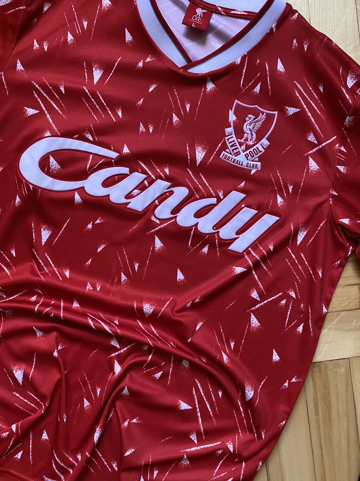 Vintage Vintage Soccer Jersey Liverpool Candy Size L Size US L / EU 52-54 / 3 - 3 Thumbnail