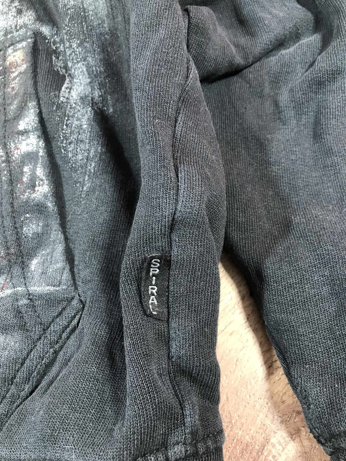 Vintage Vintage Distressed Spiral Zip Hoodie Size L-XL Size US XL / EU 56 / 4 - 8 Thumbnail
