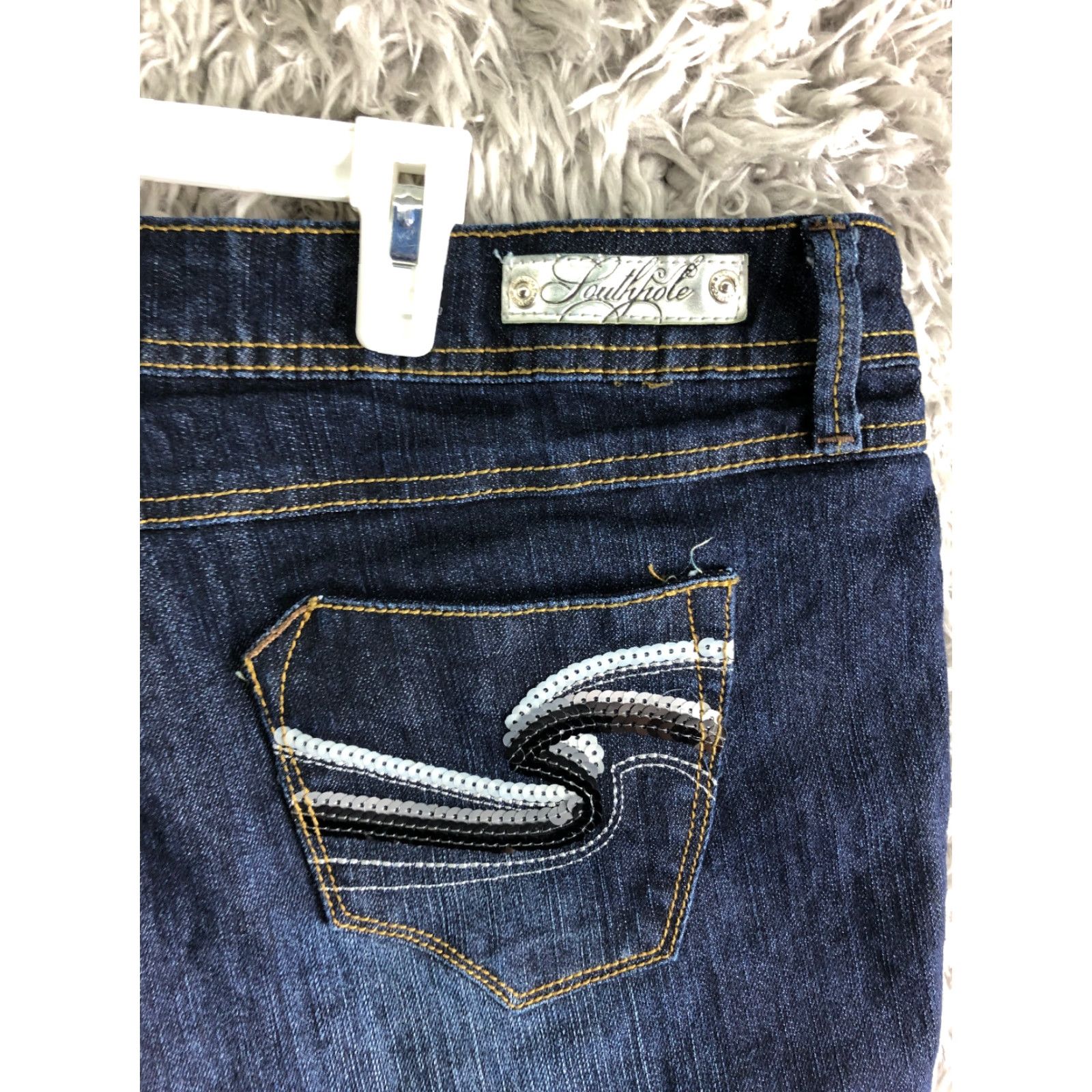 Southpole Southpole Jeans Juniors Size 15 Mid Rise Bootcut Dark Wash Blue Denim Jeans Womens Regular 5-Pocket Cotton Zip Belt Loops Medium Wash Size 36" / US 14 / IT 50 - 6 Thumbnail